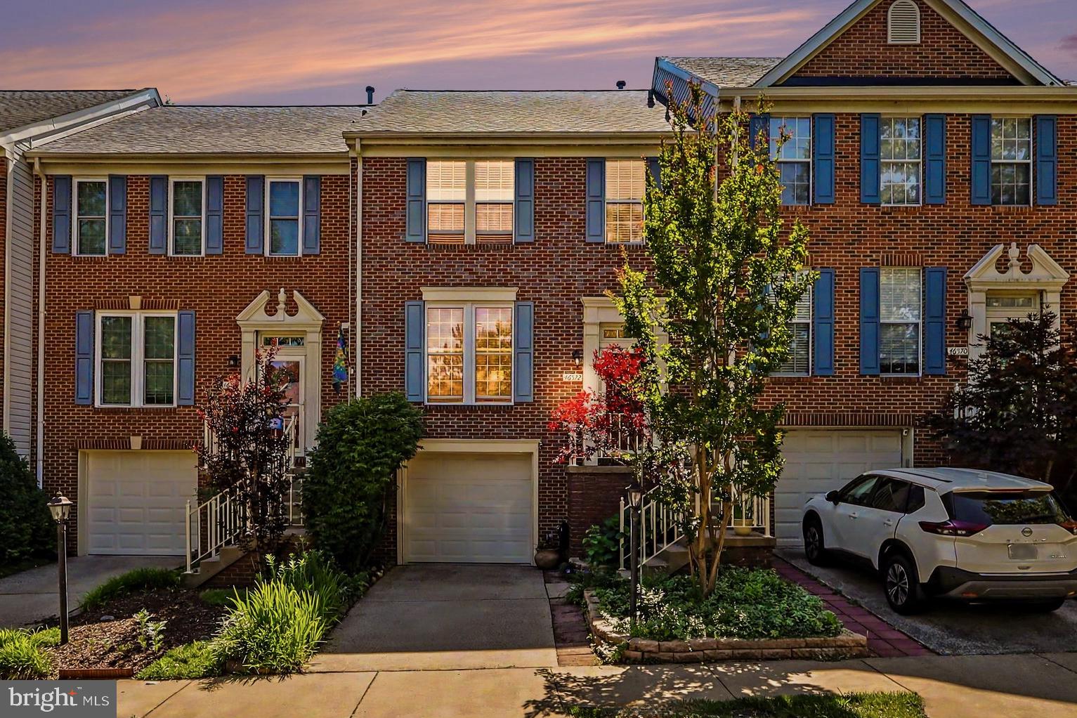 POTOMAC LAKES - Residential