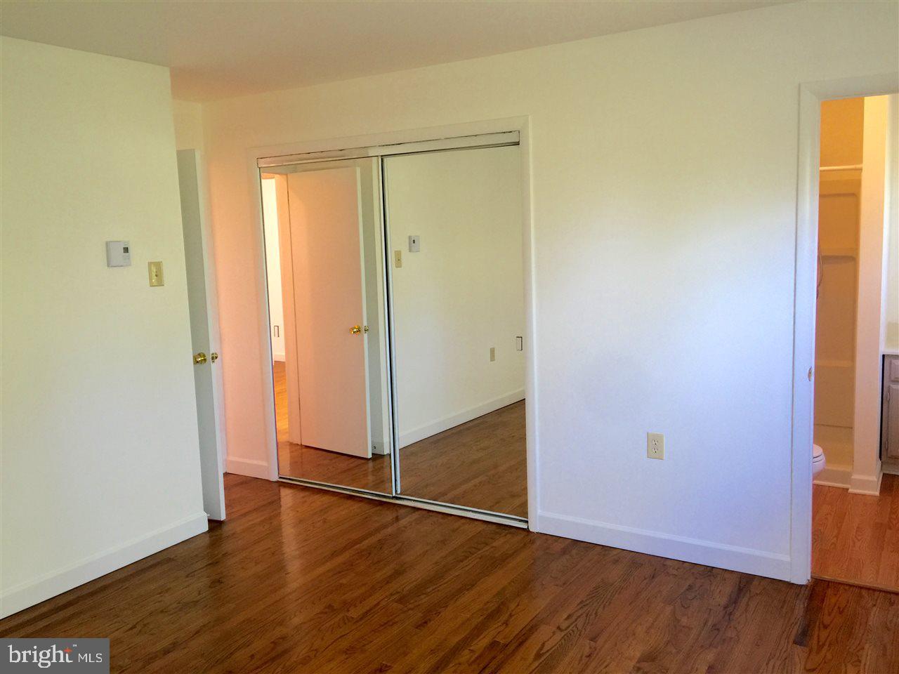 VALLEY GREEN - Residential