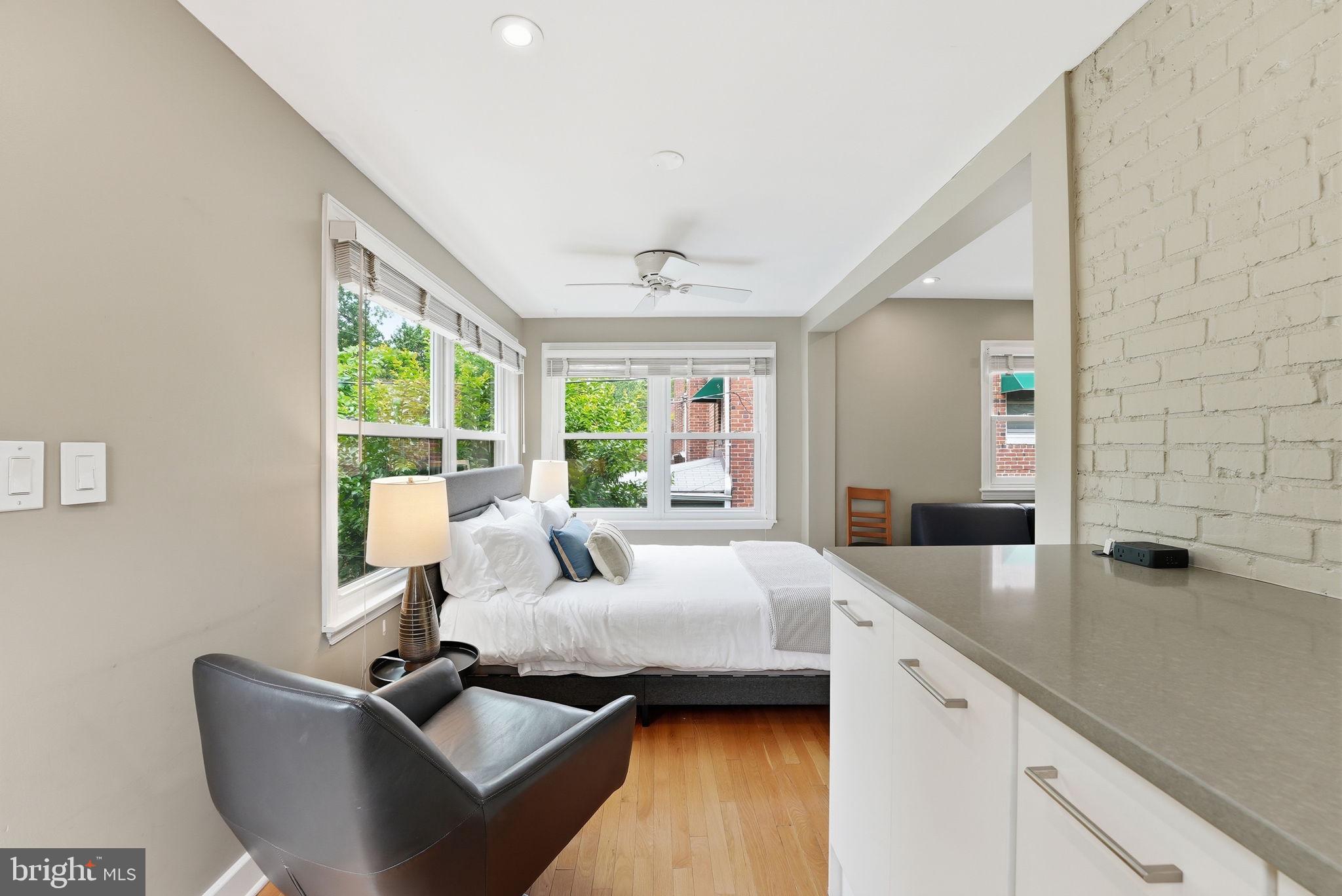 AURORA HILLS - Residential