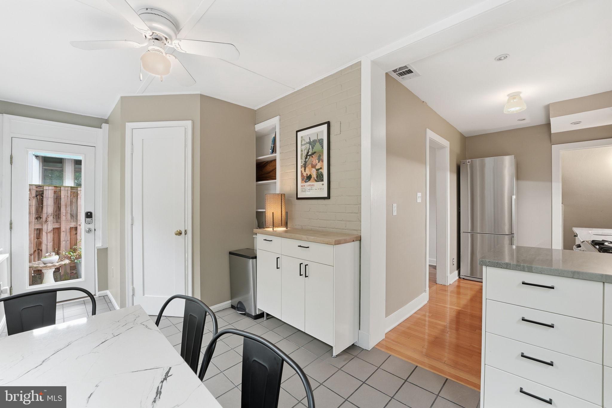 AURORA HILLS - Residential