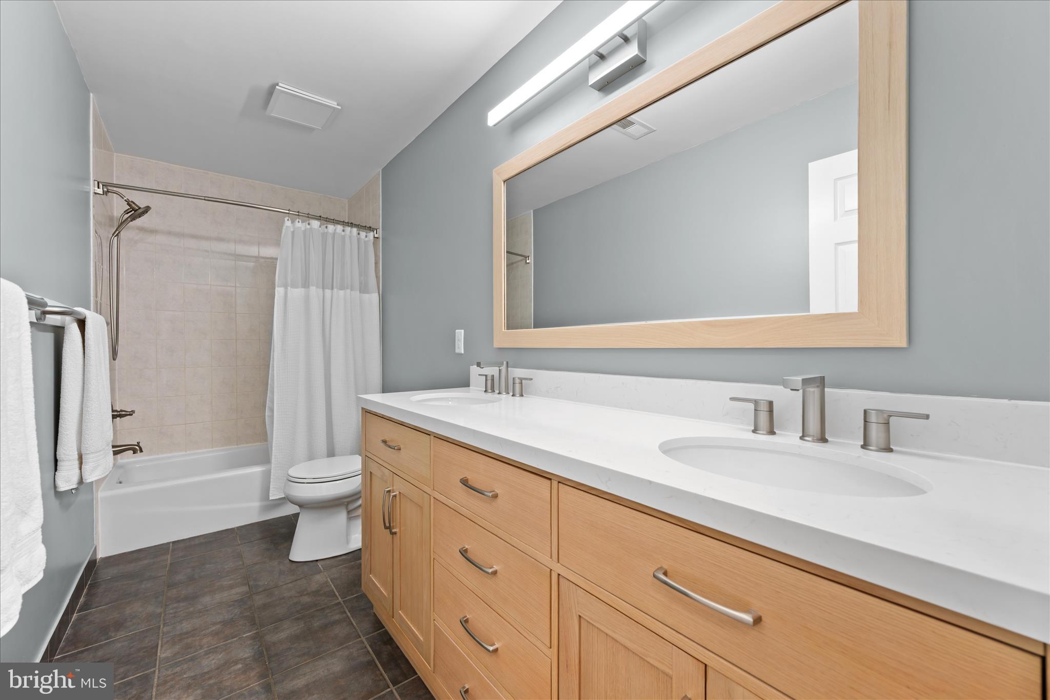 TOLLEY TERRACE - Residential
