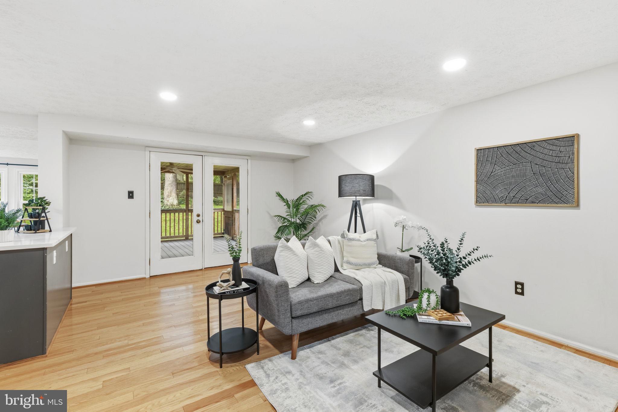 BROADVIEW - Residential
