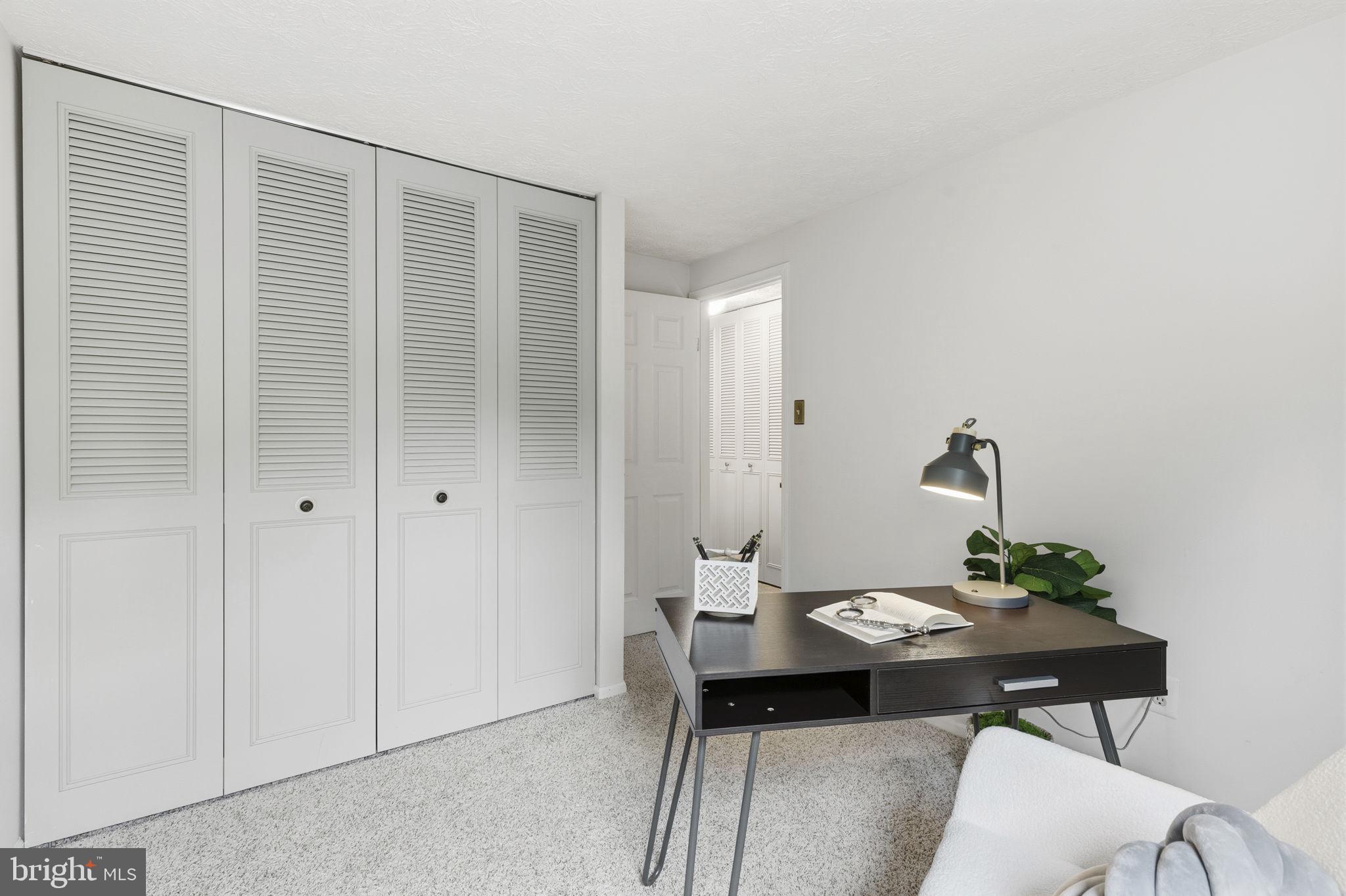 BROADVIEW - Residential
