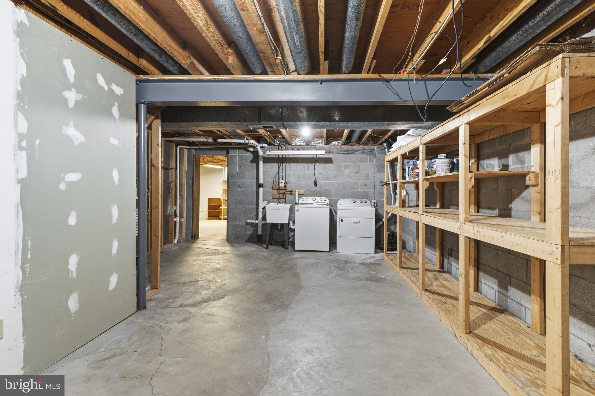 BROADVIEW - Residential