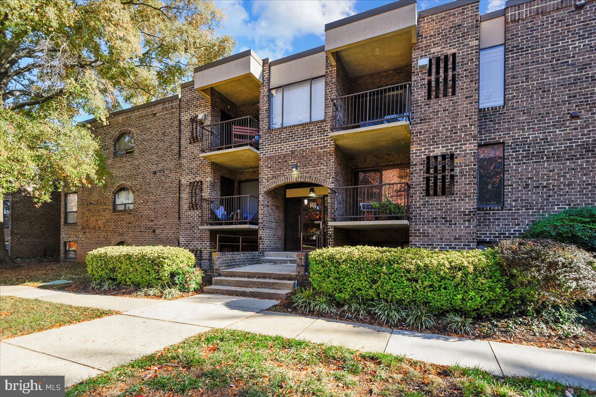 This fabulous 3 bed/2 full bath condo has been renovated and is in the perfect location of amenity rich Fairwinds of Annapolis! Featuring fresh paint throughout, all new flooring (carpet and LVP), new windows and shades, new interior doors and a brand-new primary bath! This home is incredibly spacious, being one of the largest units, with lots of storage and a very flexible floorplan. Offering an owner's suite, full size washer/dryer in unit, updated eat-in kitchen, relaxing courtyard views and more! Fairwinds is close to wonderful restaurants, downtown Annapolis as well as shopping and services nearby. Community amenities include a swimming pool, tennis courts, tot lot and a picnic area with grills. Additionally, water, gas (heat and cooking) as well as biweekly foyer/stairwell cleanings are covered by the condo fee. If you have been waiting to find a large 3 bedroom, 2 bath condo, this is the home for you!