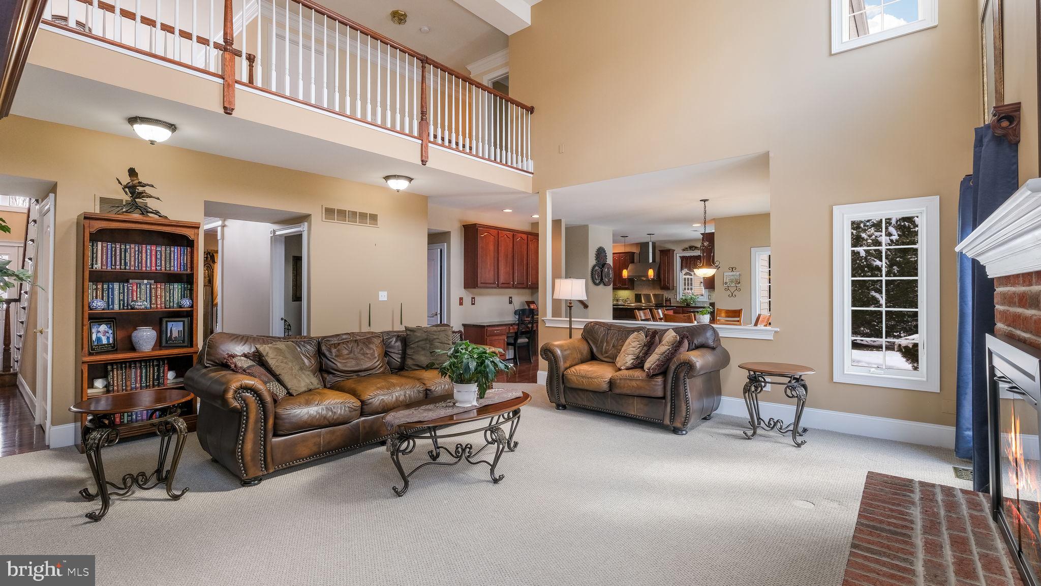 UPPER MOUNTAIN ESTS - Residential