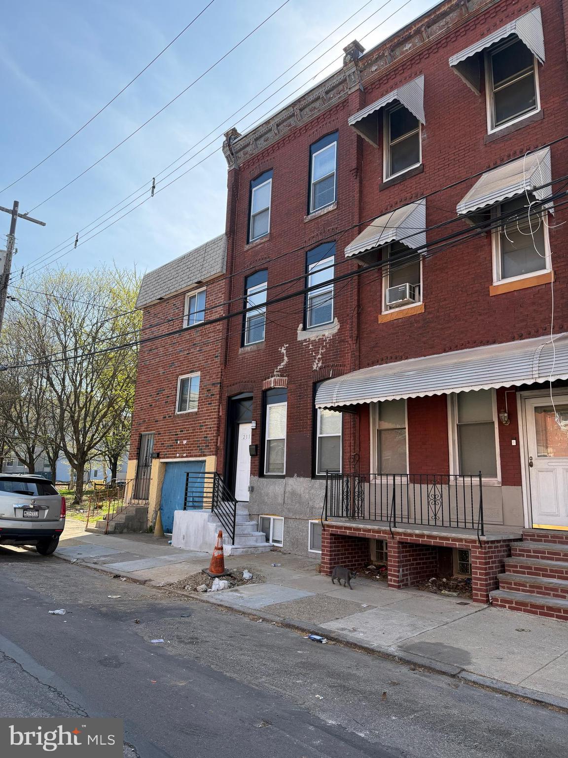 STRAWBERRY MANSION - Residential