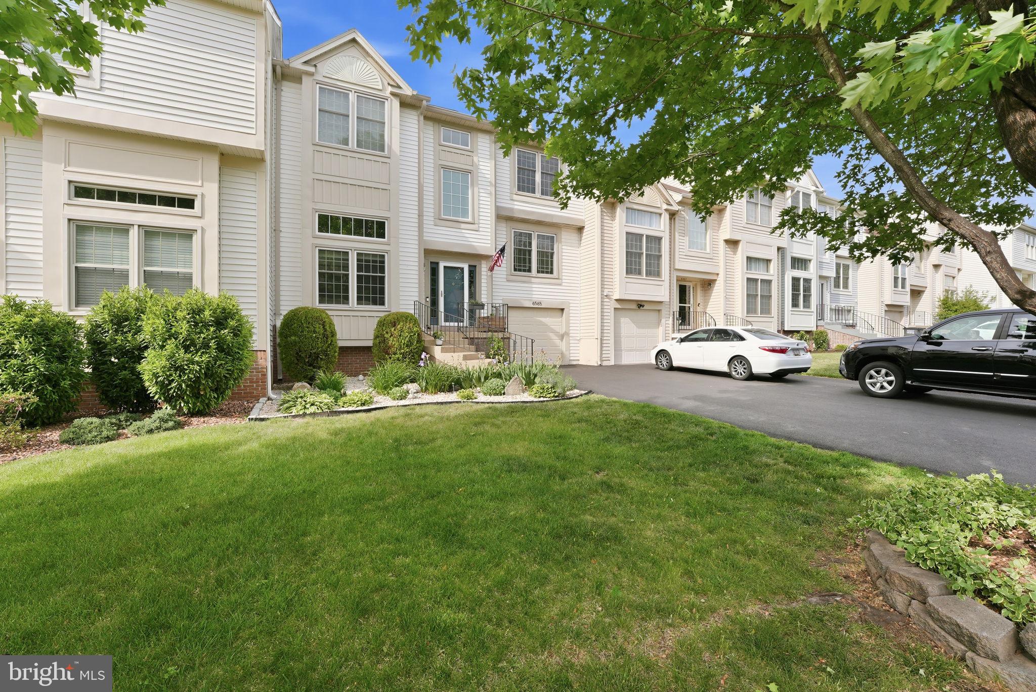GREEN TRAILS - Residential
