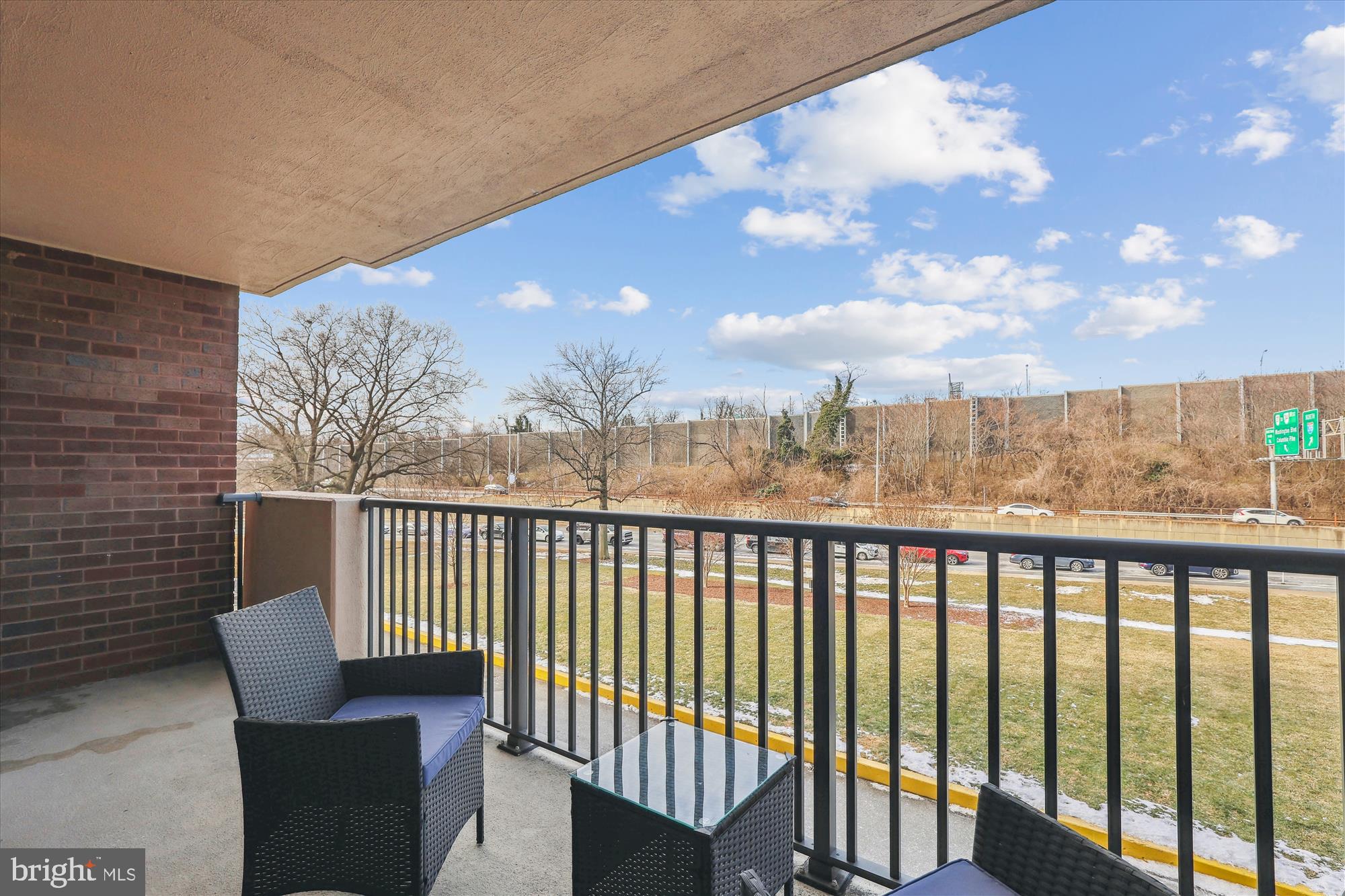 HORIZON HOUSE - Residential Lease
