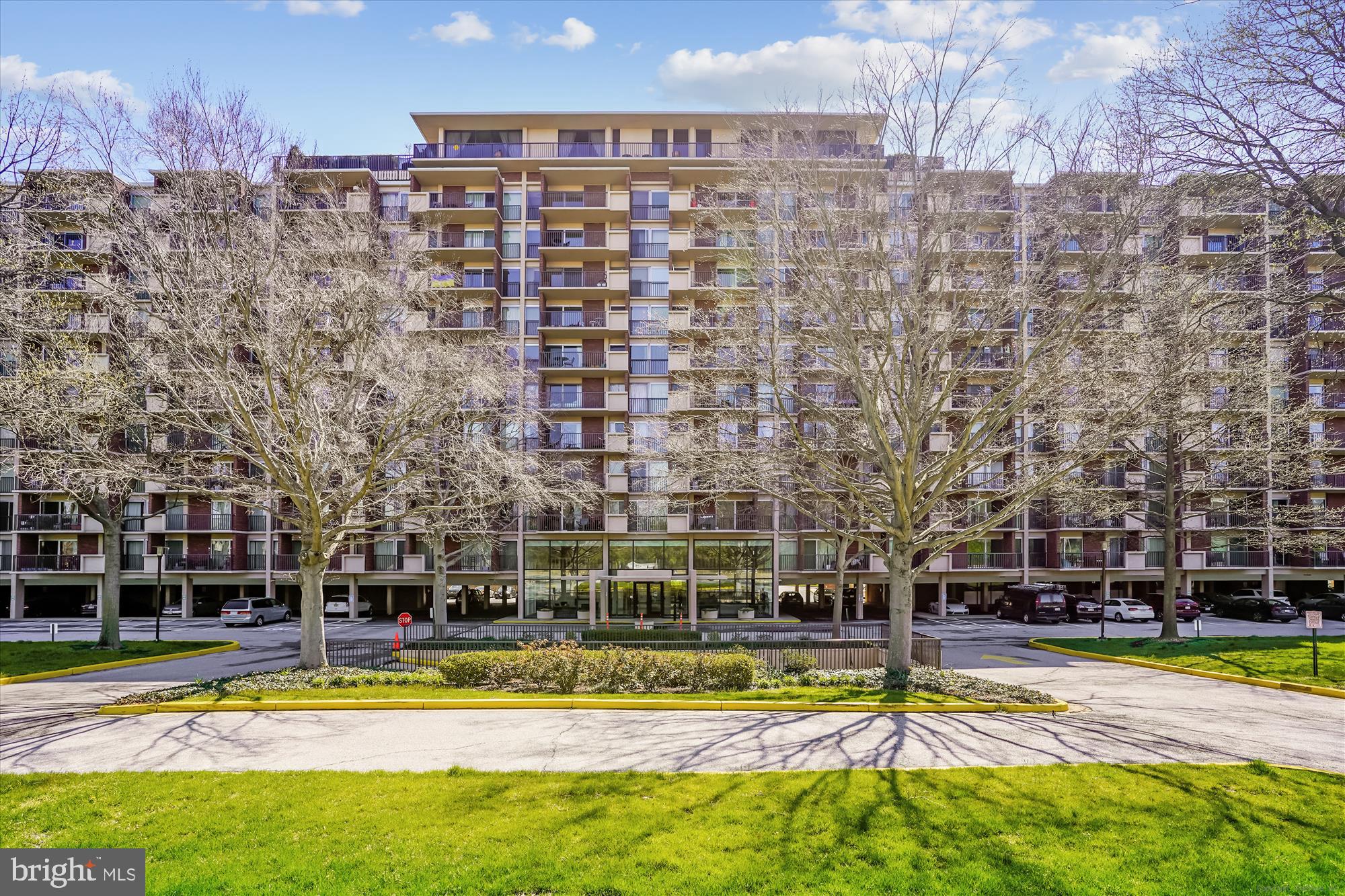 HORIZON HOUSE - Residential Lease