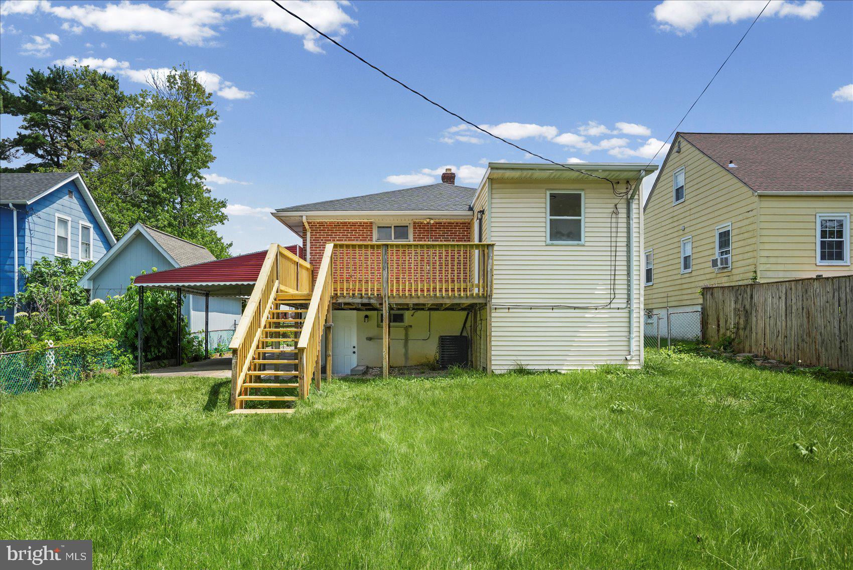 BROAD ACRES - Residential