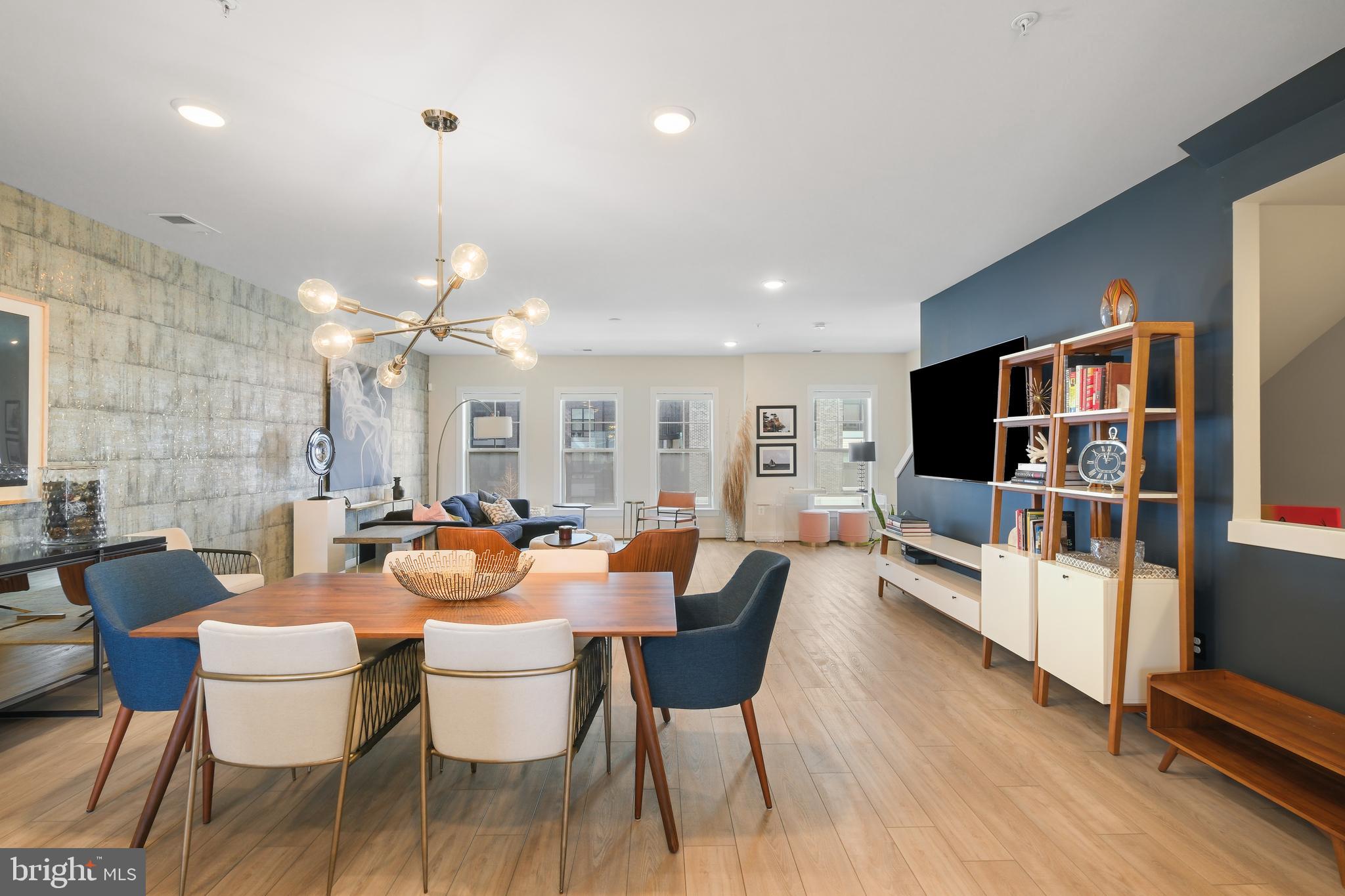 CROWN - Residential