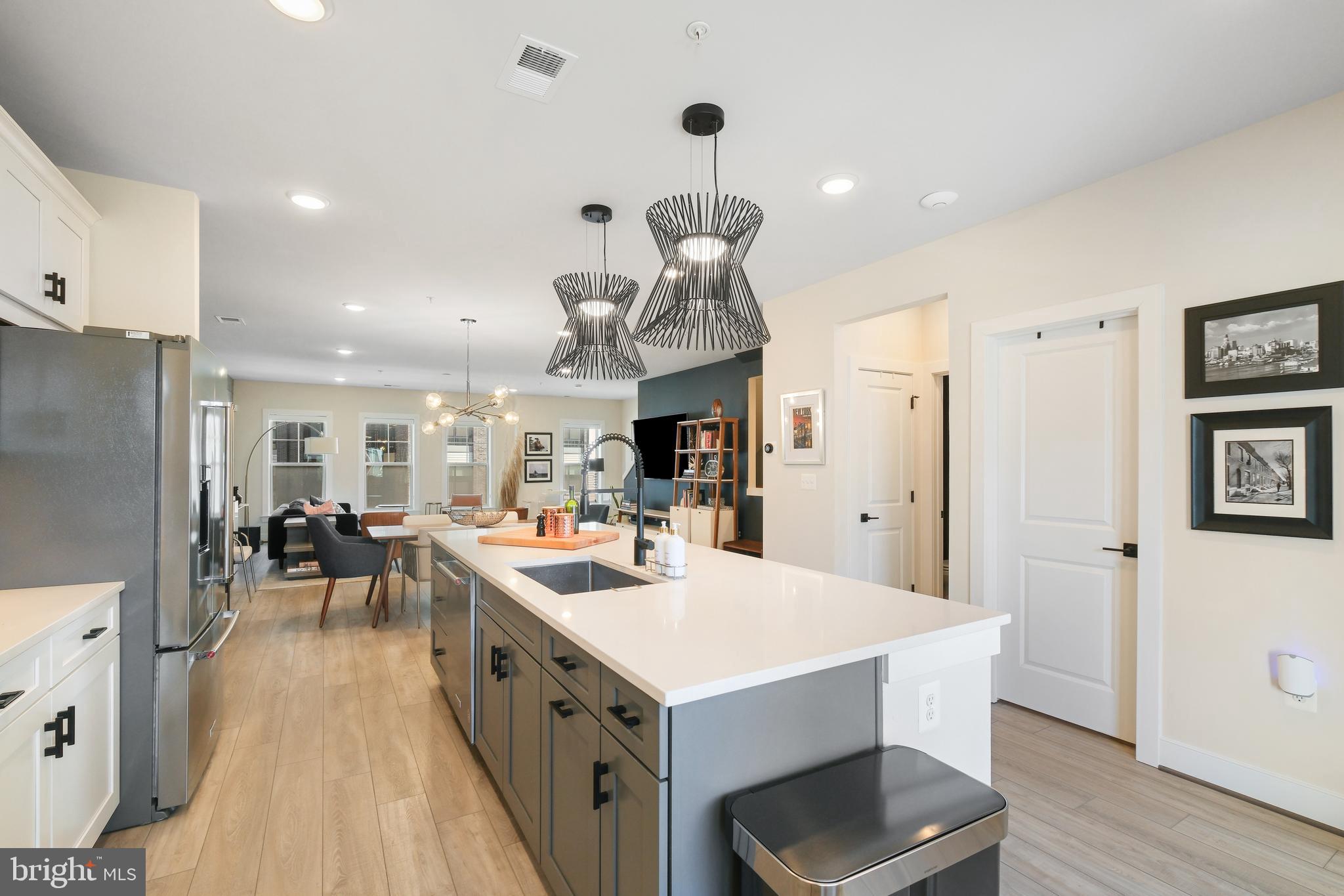 CROWN - Residential