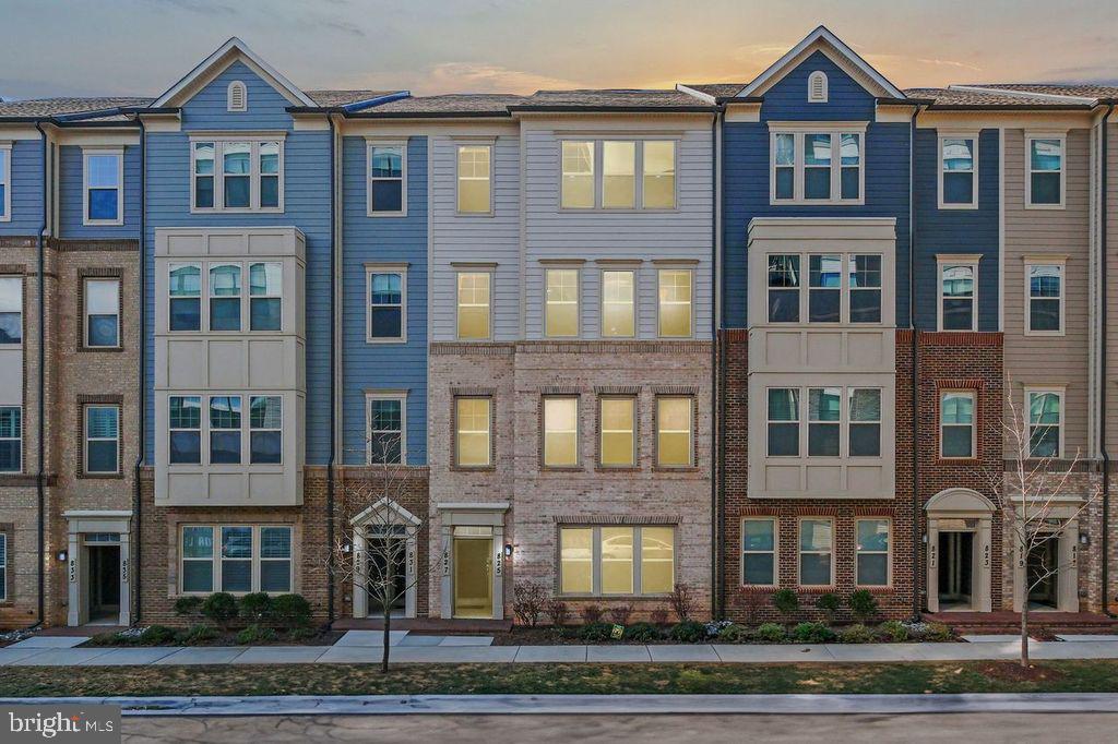 CROWN - Residential