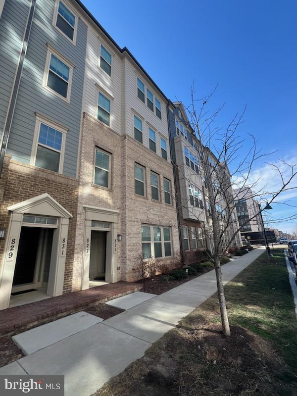 CROWN - Residential