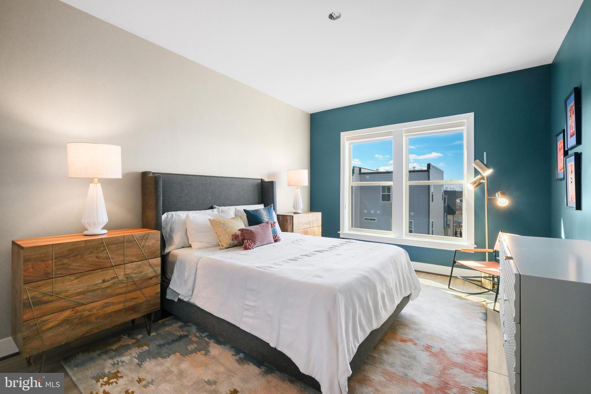CROWN - Residential