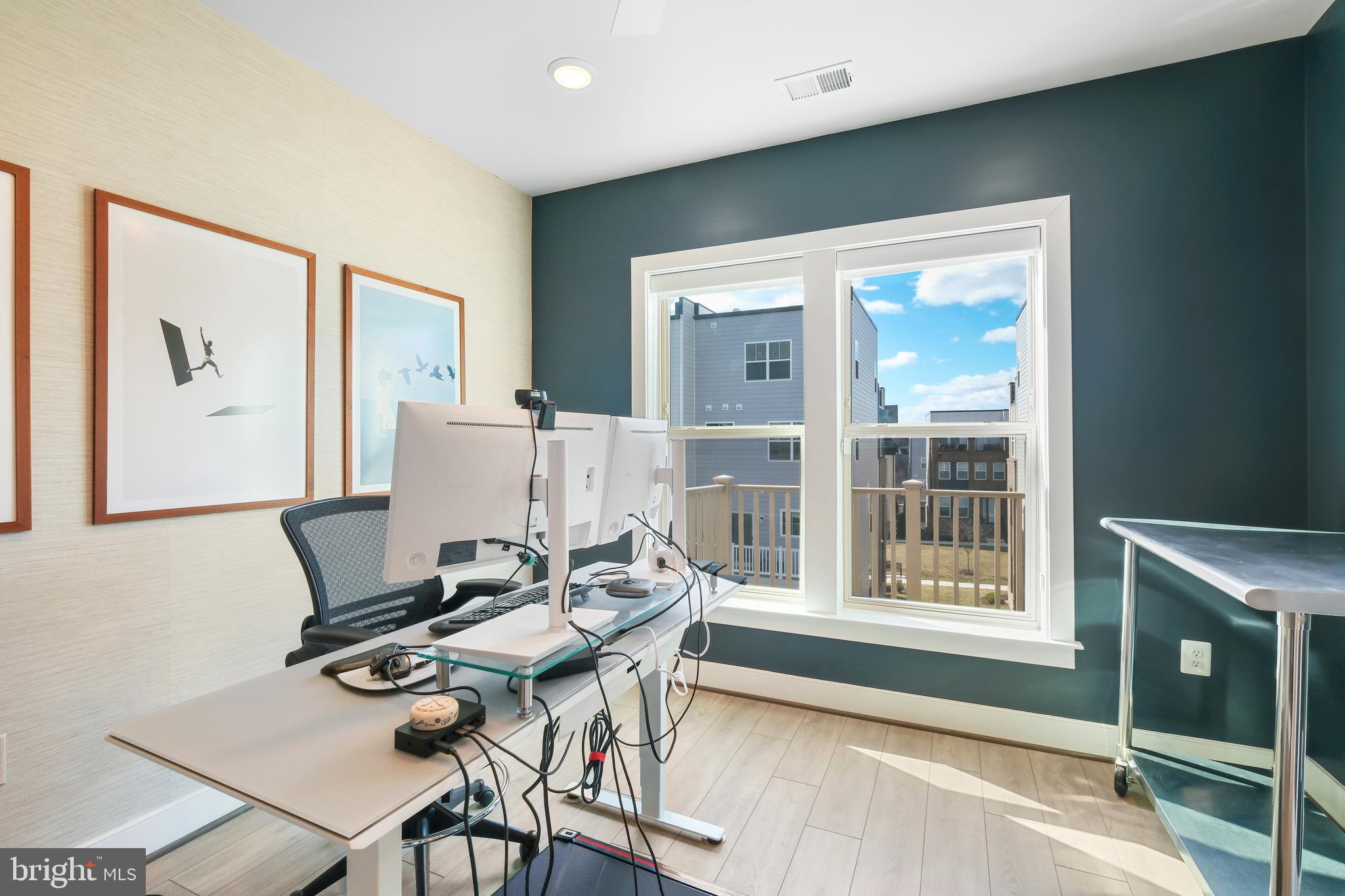 CROWN - Residential