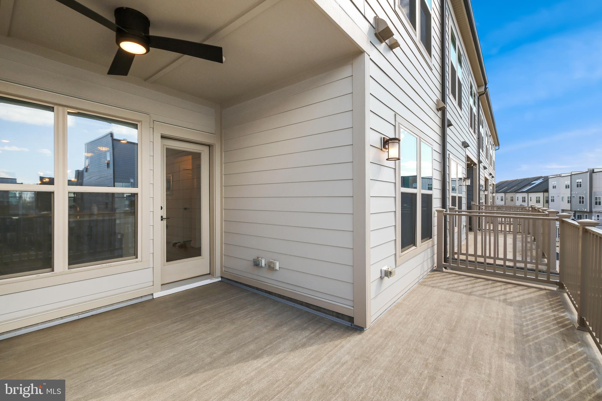 CROWN - Residential