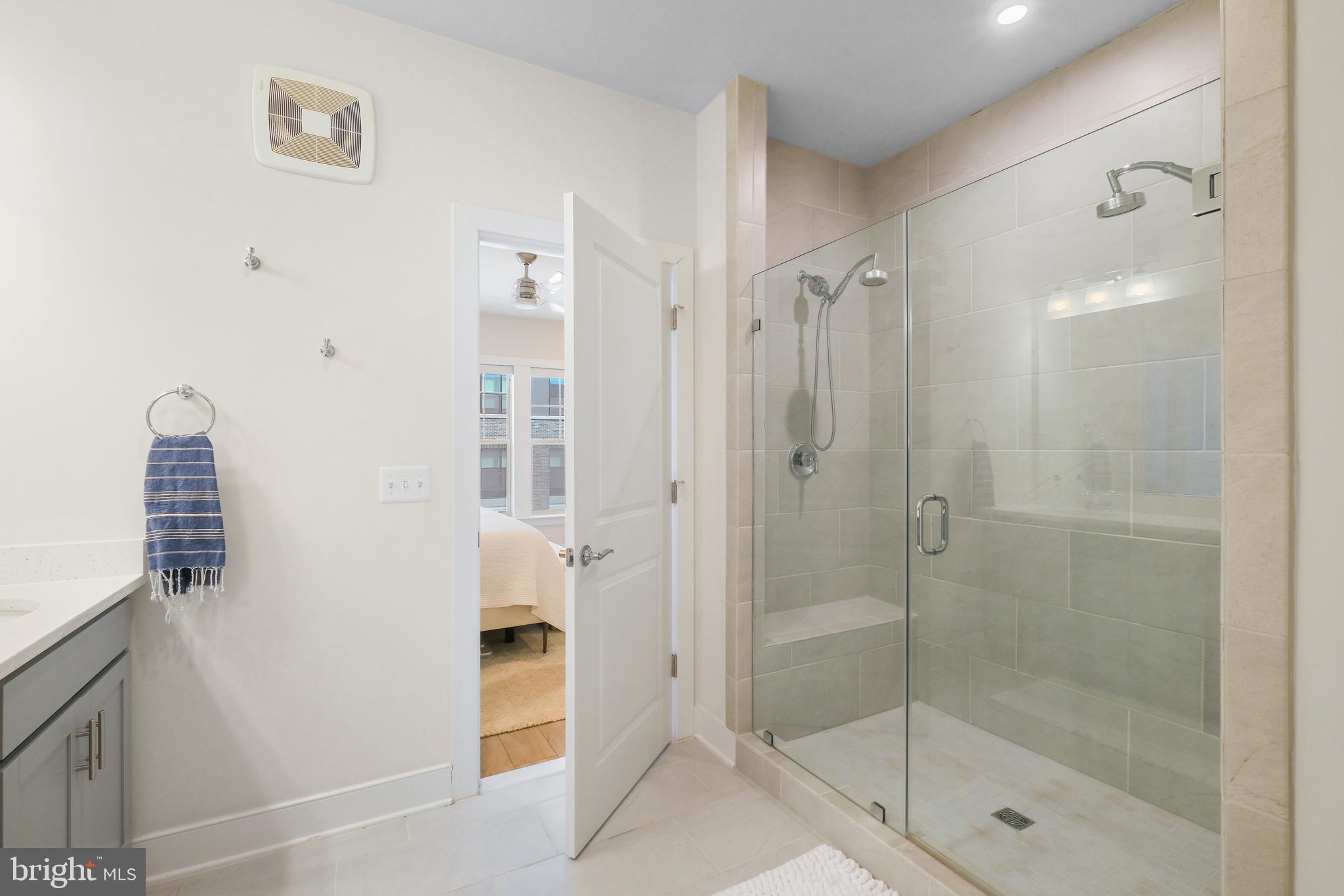 CROWN - Residential