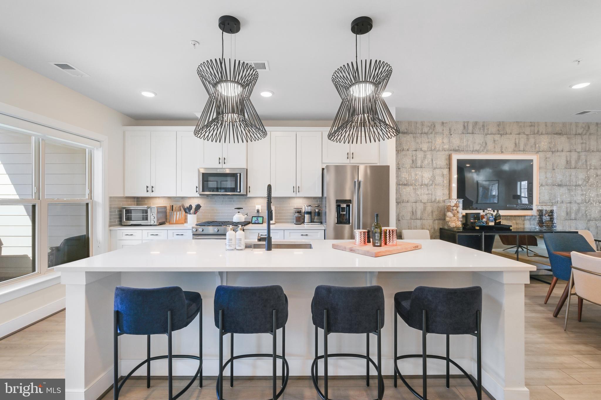 CROWN - Residential