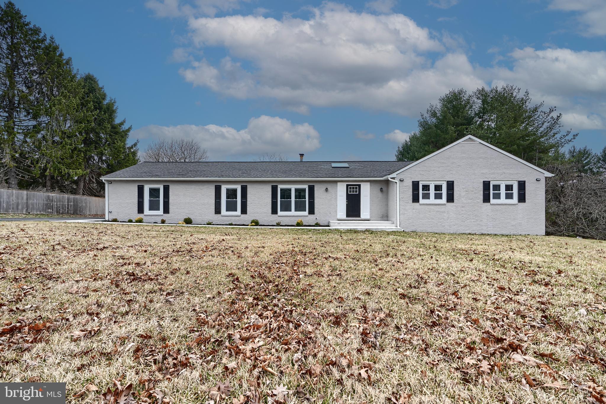 *Seller request all offers be submitted by 12 PM on Sunday, April 13.  Offers to be reviewed Sunday afternoon.* Beautifully updated rancher in Worthington. The home has an open layout with neutral, inviting colors. There is an updated kitchen with quartz countertops, ceramic backsplash, and stainless steel appliances. The main floor has three nice-sized bedrooms and 2 1/2 bathrooms. A large basement with a full bathroom, bedroom, and wet bar that is perfect for entertaining. A large two-car garage with new doors and openers.