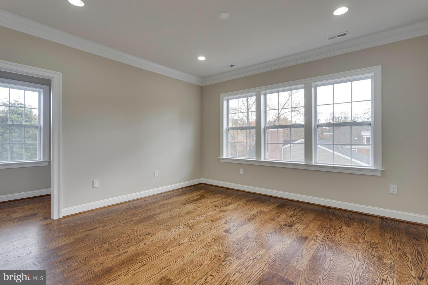BROYHILL LANGLEY ESTATES - Residential