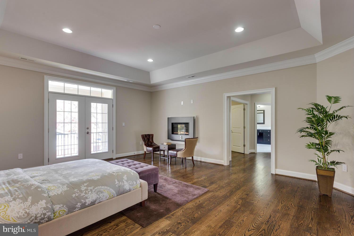 BROYHILL LANGLEY ESTATES - Residential