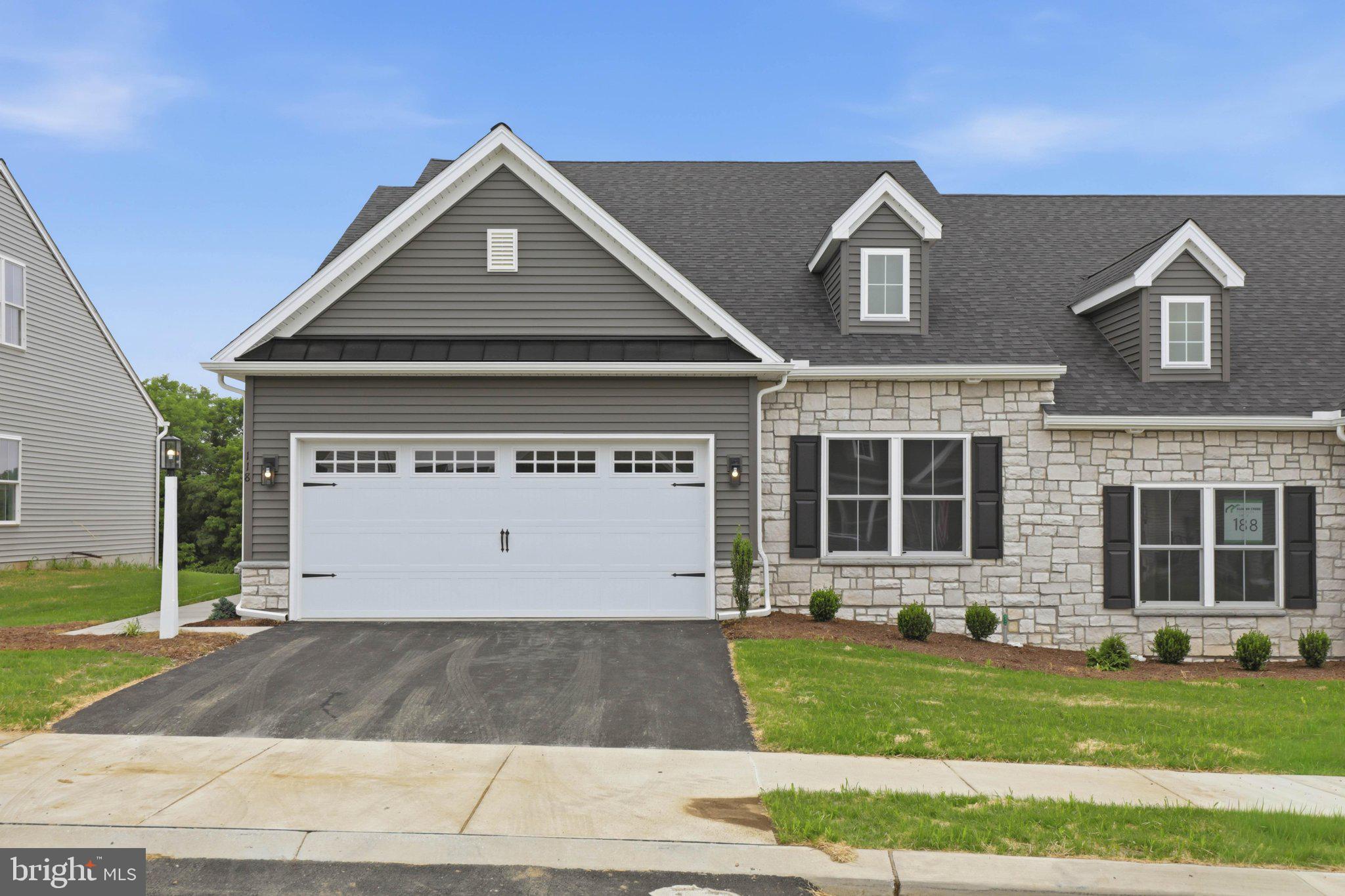 SOUTHERN VILLAGE - Residential