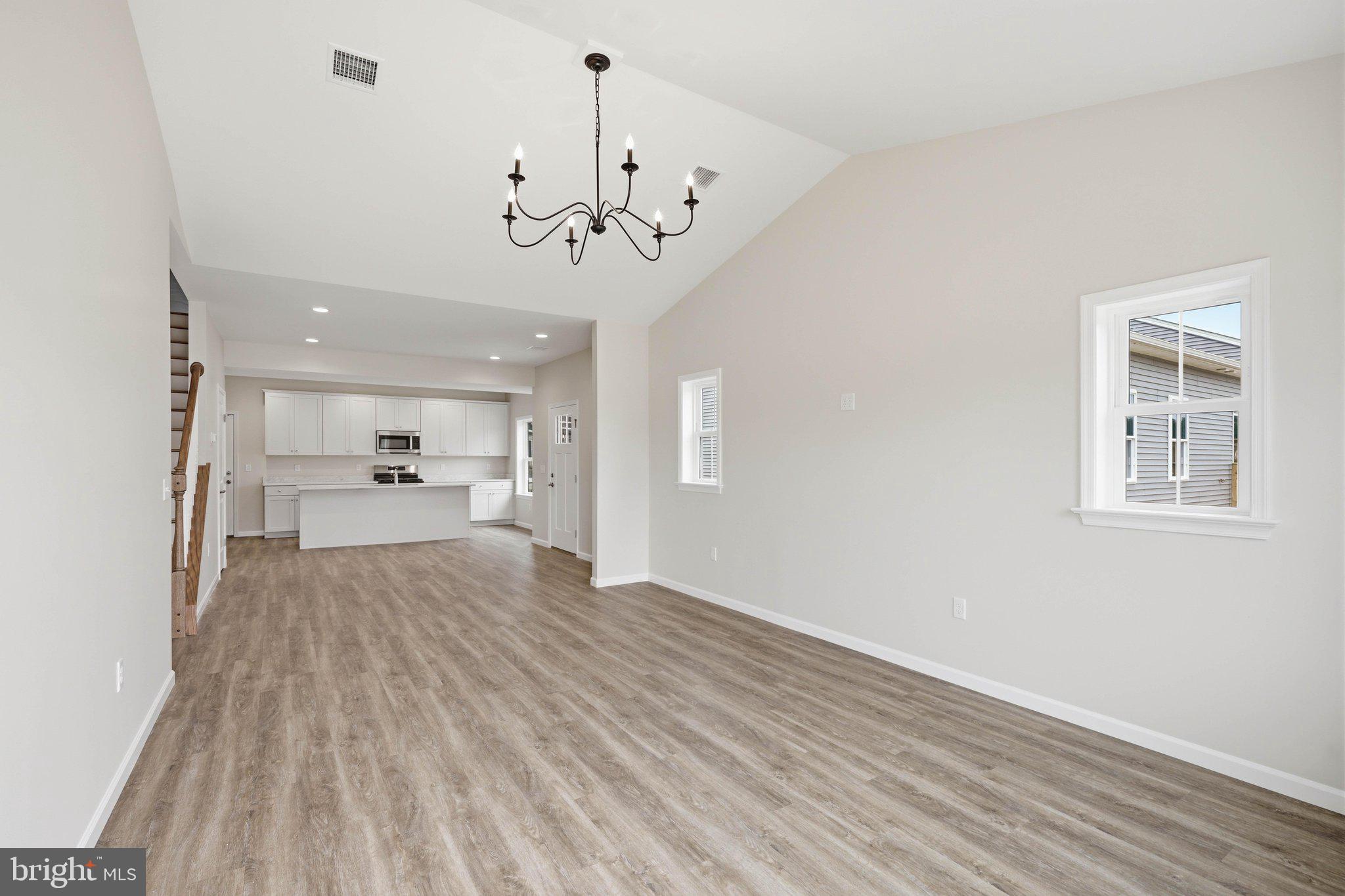 SOUTHERN VILLAGE - Residential