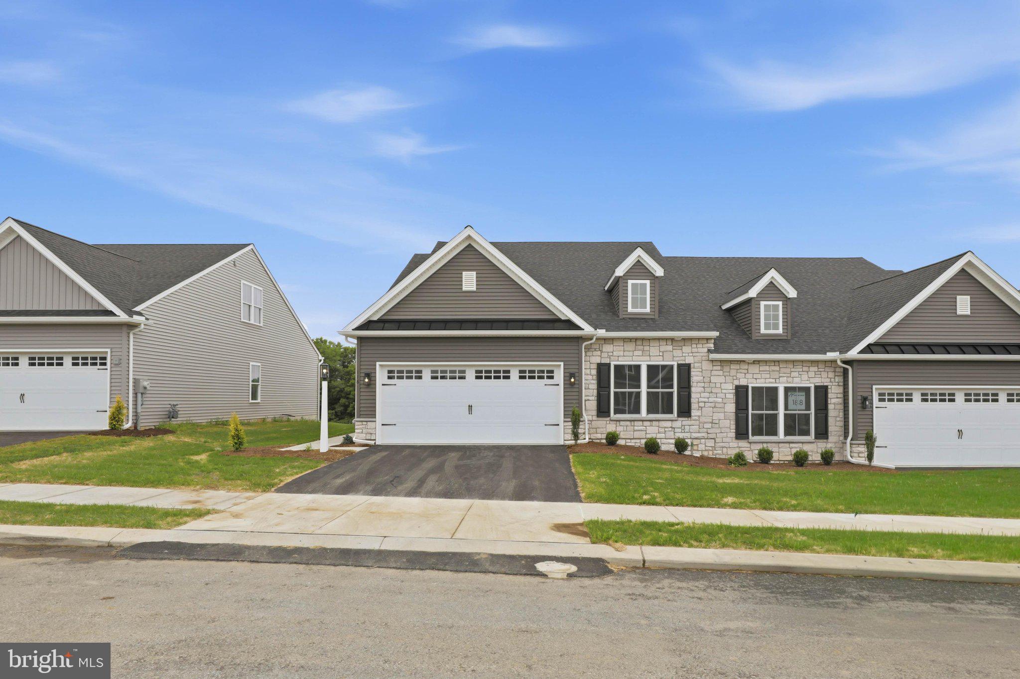 SOUTHERN VILLAGE - Residential
