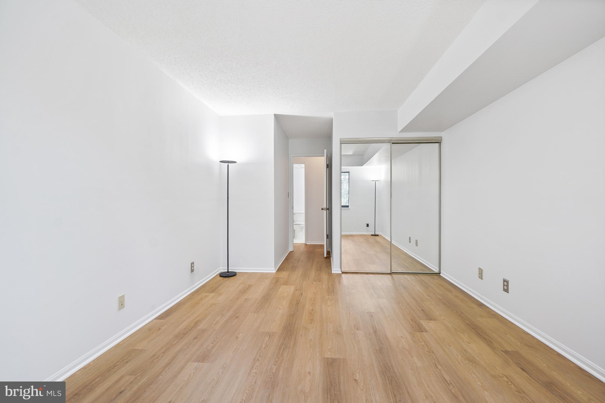 MONTEBELLO - Residential