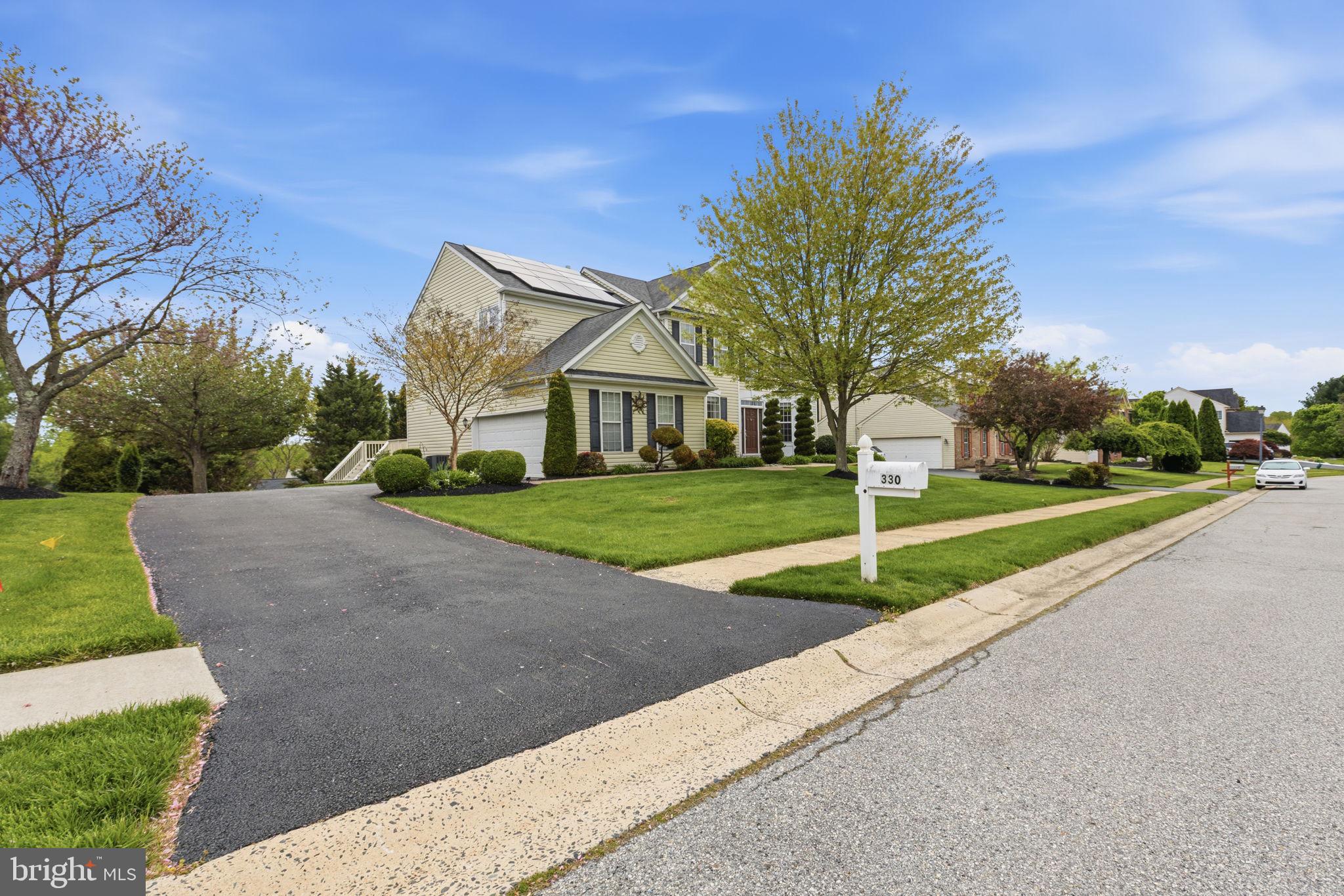 MIDDLE RUN CROSSIN - Residential