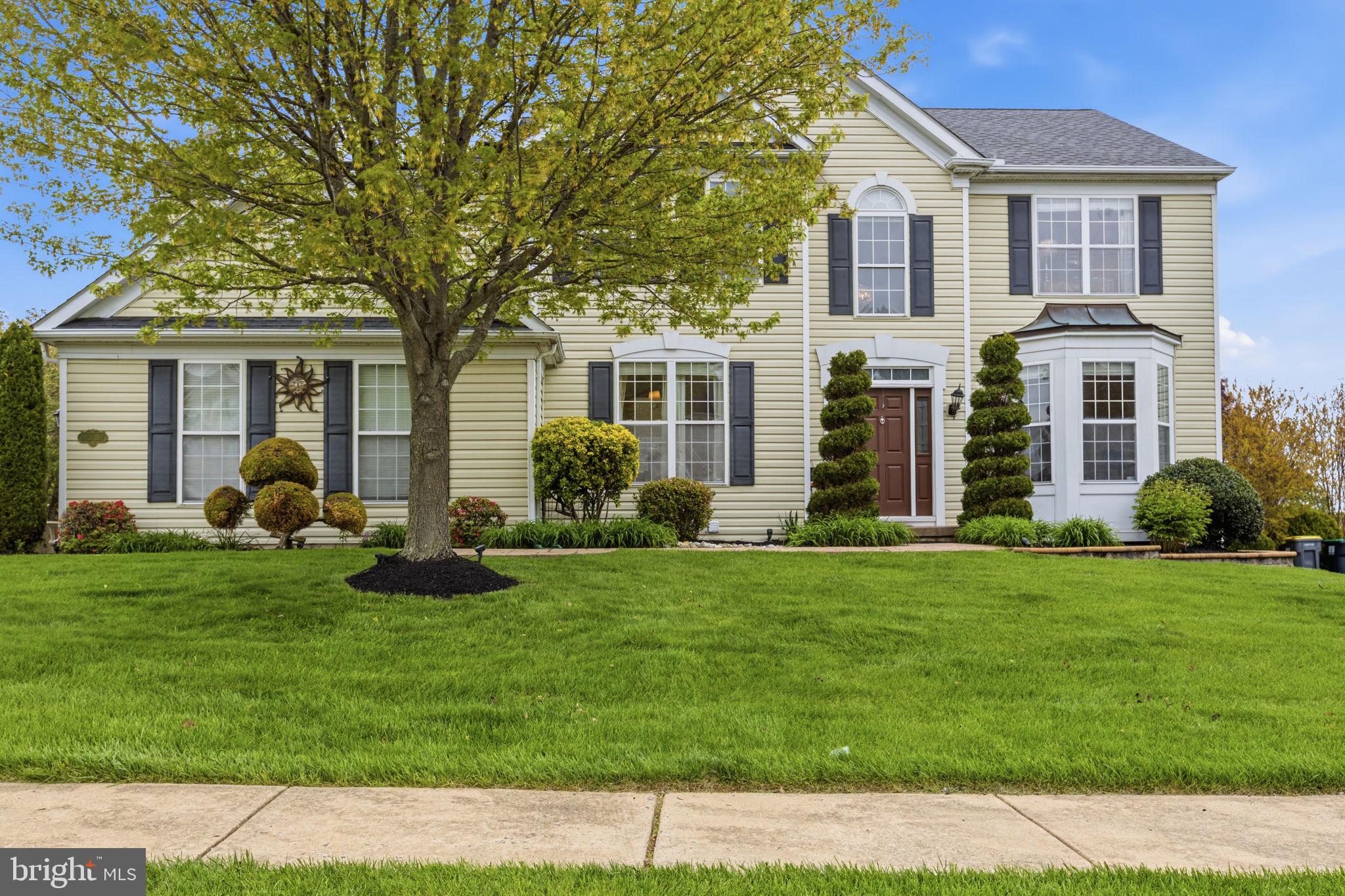 MIDDLE RUN CROSSIN - Residential