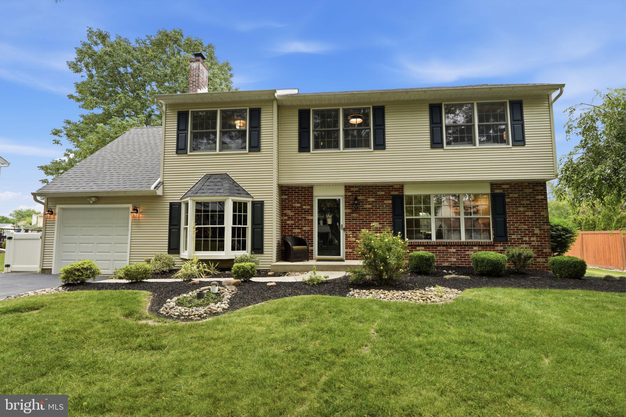 OXFORD GLEN - Residential