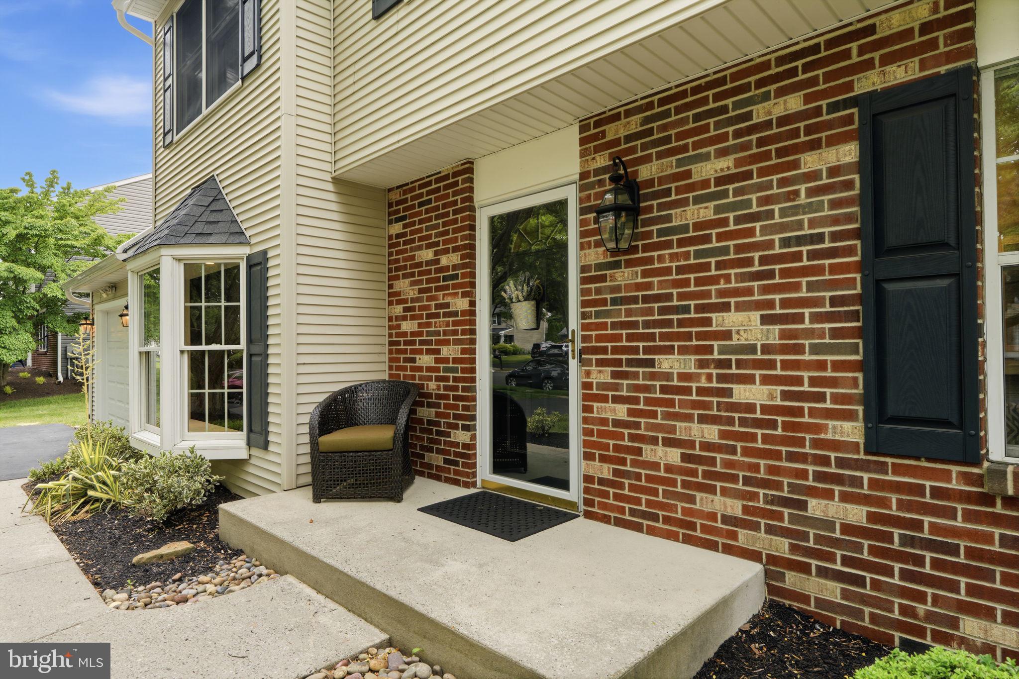 OXFORD GLEN - Residential