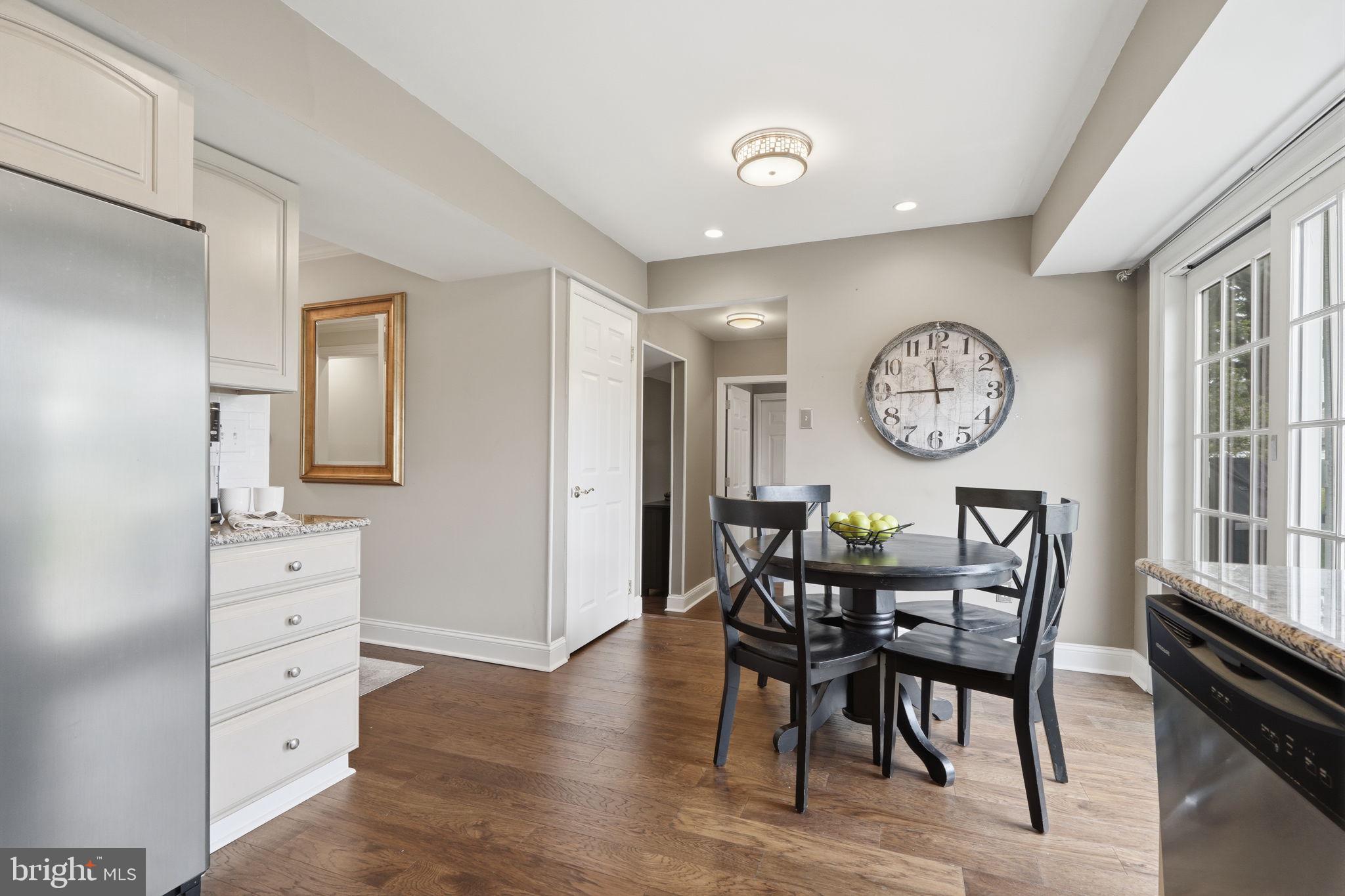 OXFORD GLEN - Residential
