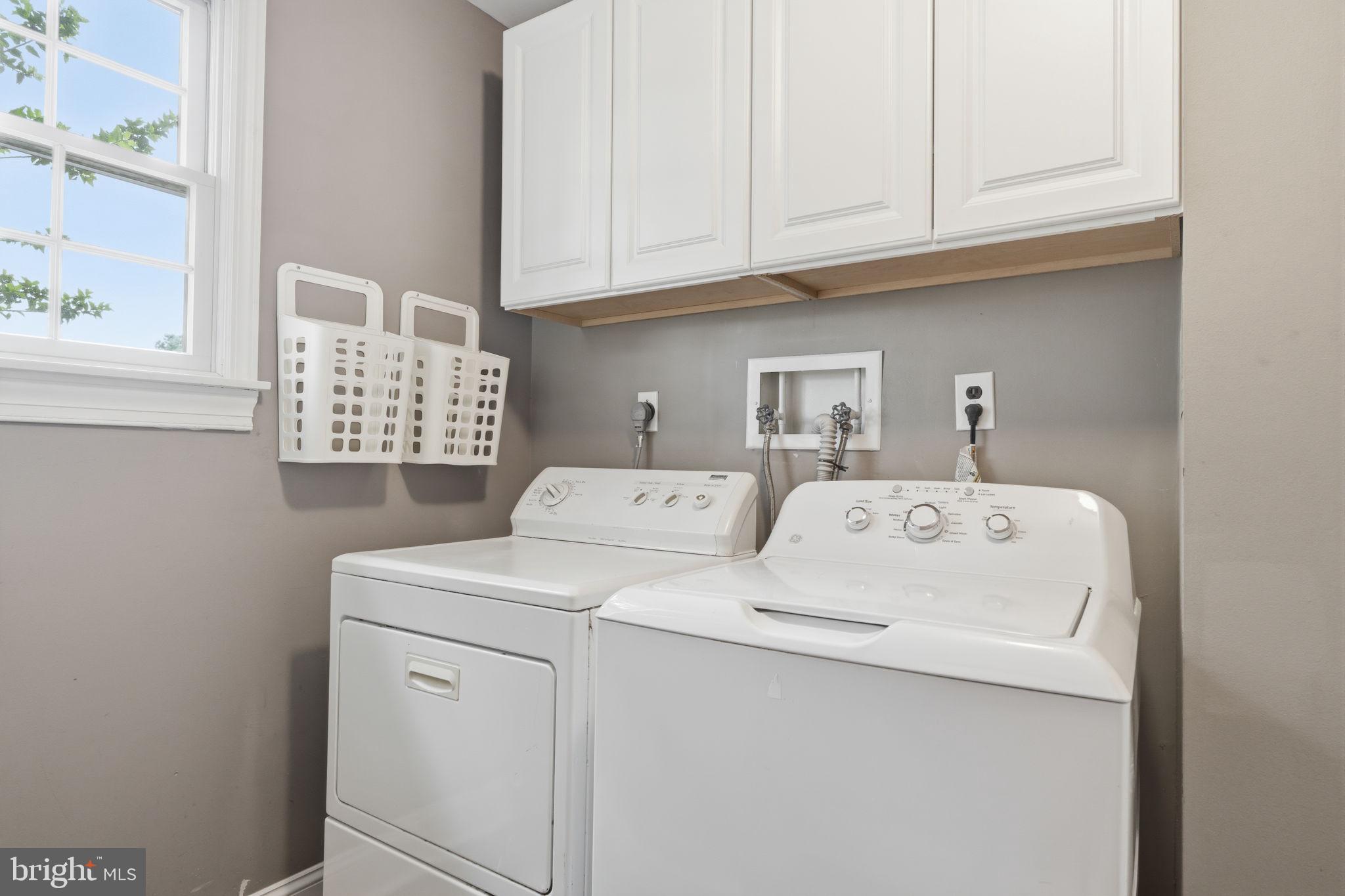 OXFORD GLEN - Residential