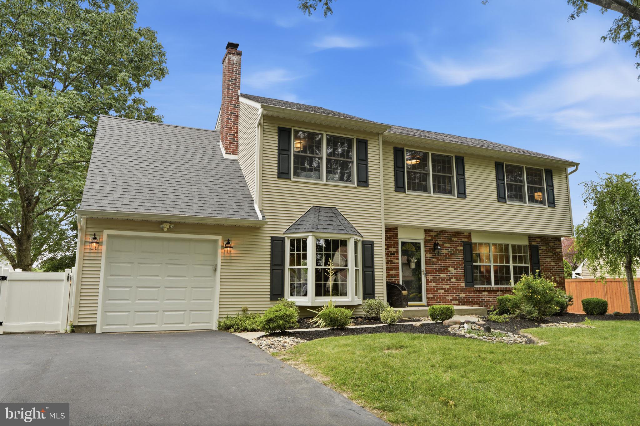 OXFORD GLEN - Residential