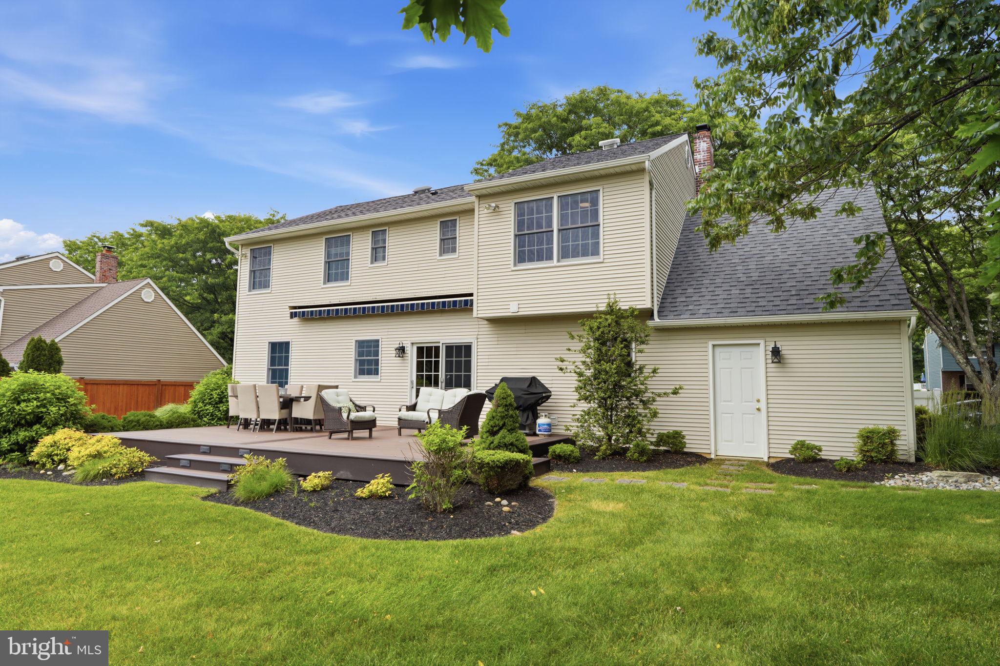 OXFORD GLEN - Residential