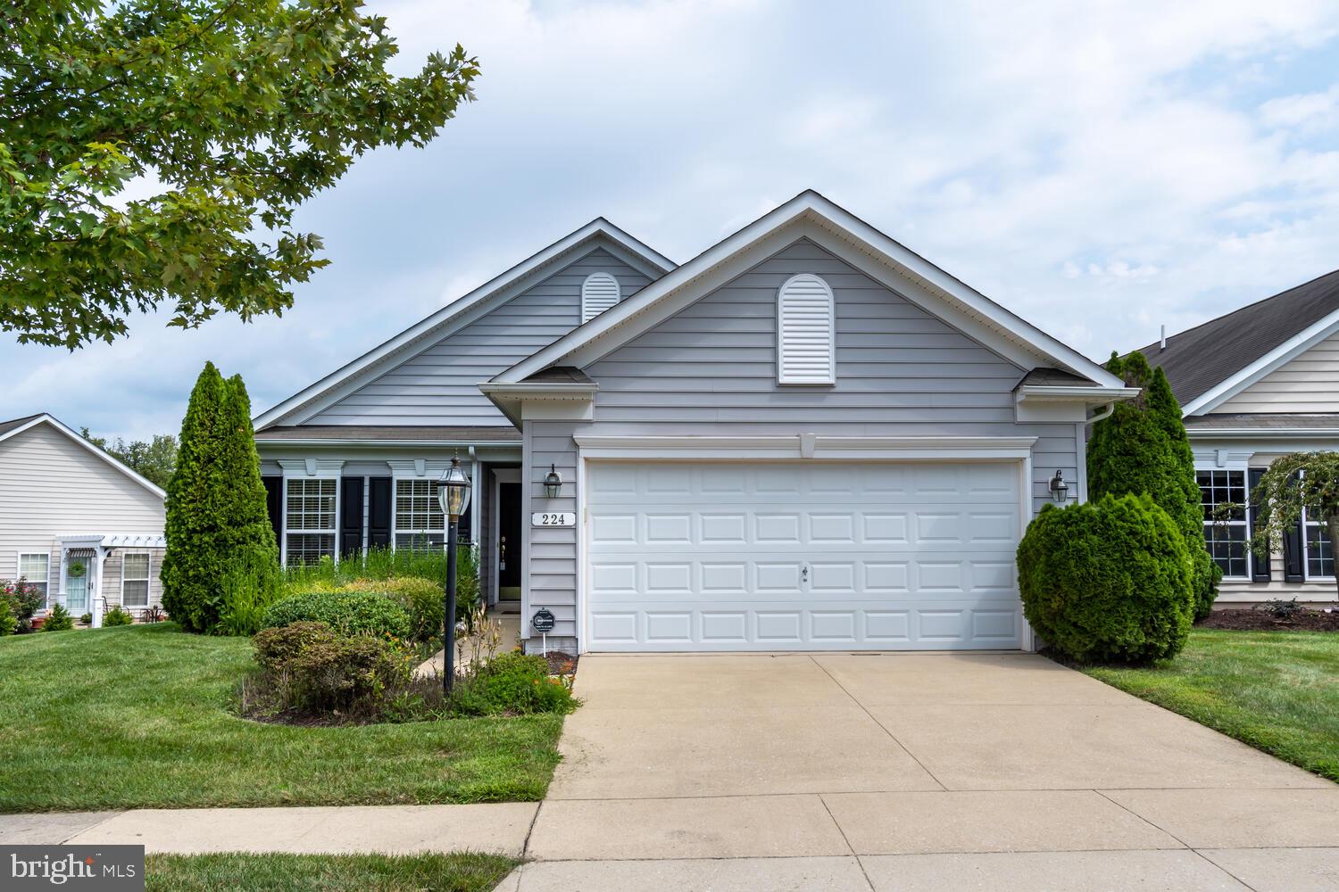 This Bach model home features 3 bedrooms, 2 full baths on a wide lot in the most sought after 55+ Active Adult community in Queen Anne's County, Symphony Village at Centreville.  Take a tour of this home on an extra wide lot, move in ready and includes a screened patio.