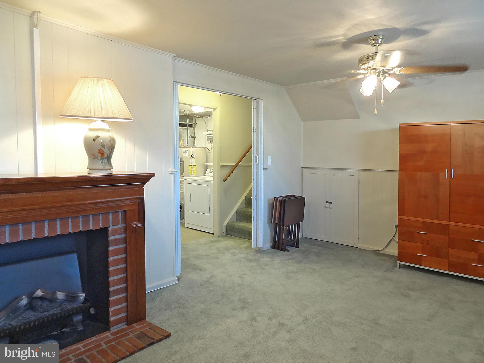 PROSPECT KNOLLS - Residential
