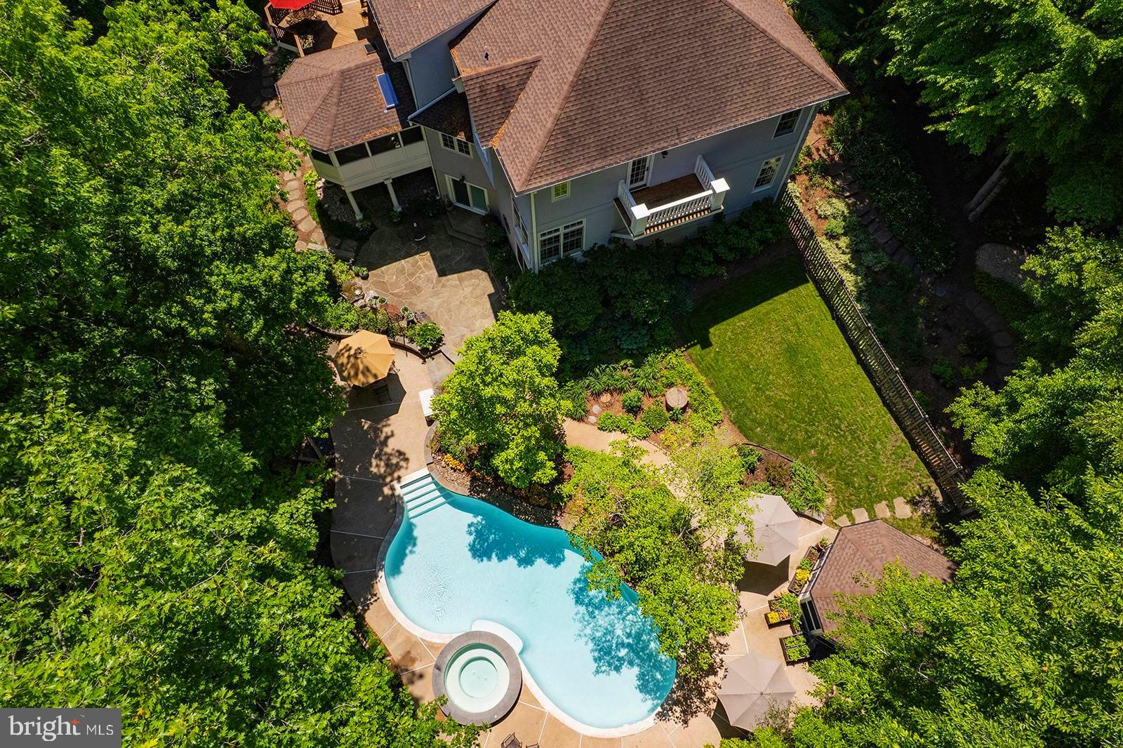 HAMPTON ACRES - Residential