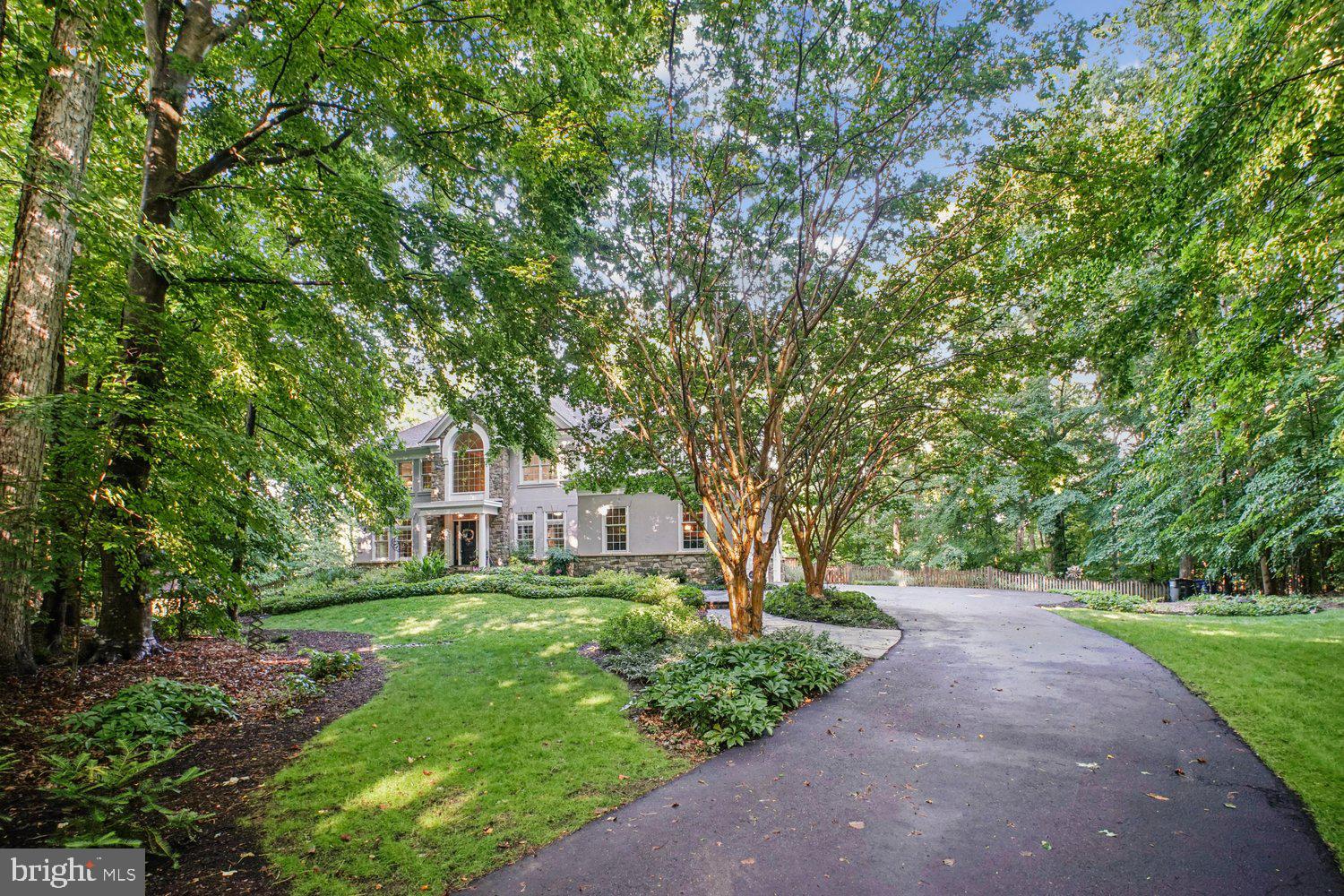 HAMPTON ACRES - Residential