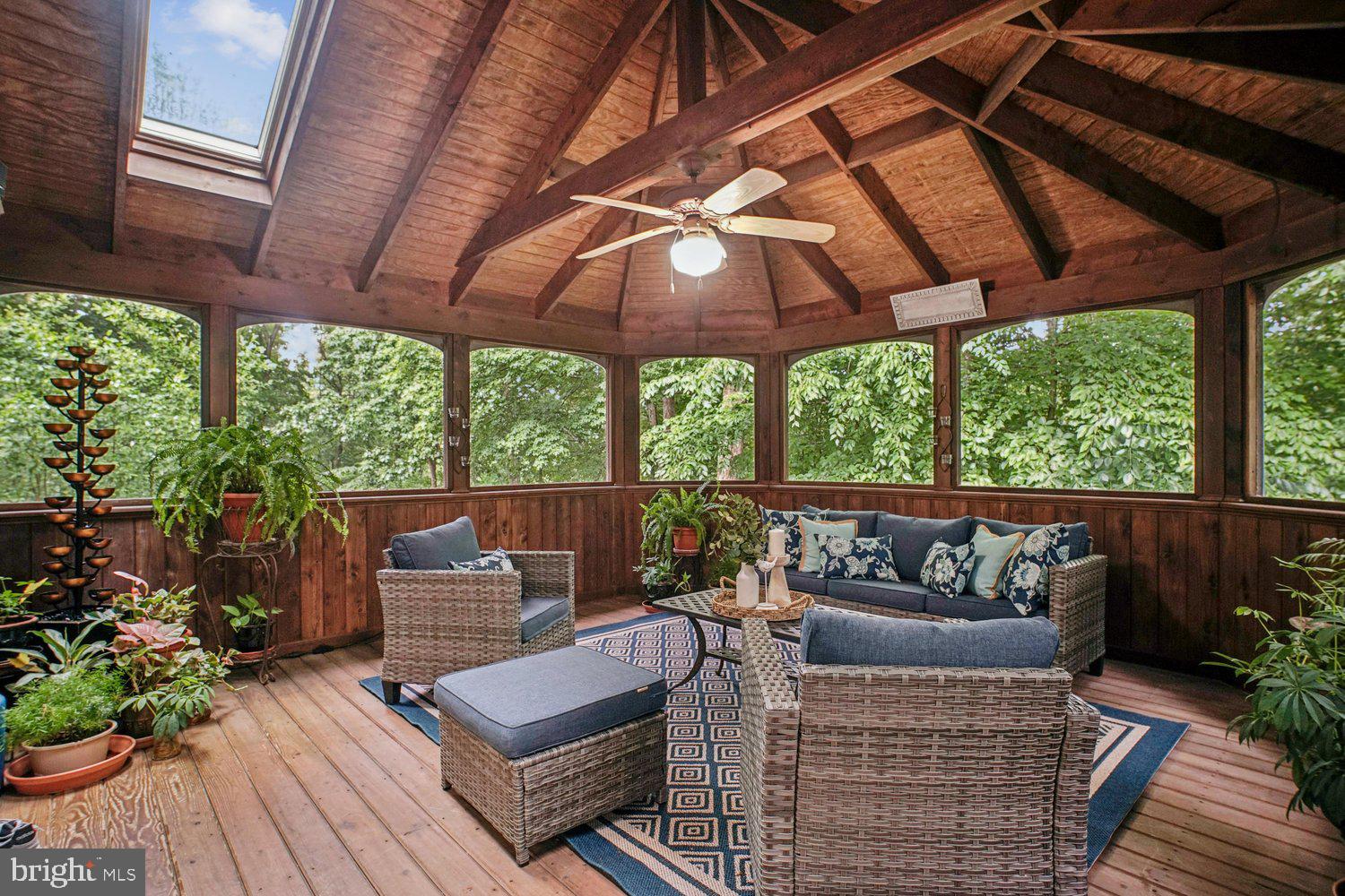 HAMPTON ACRES - Residential