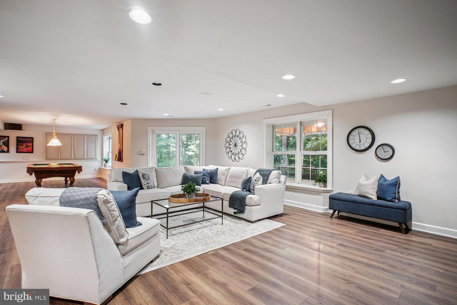 HAMPTON ACRES - Residential
