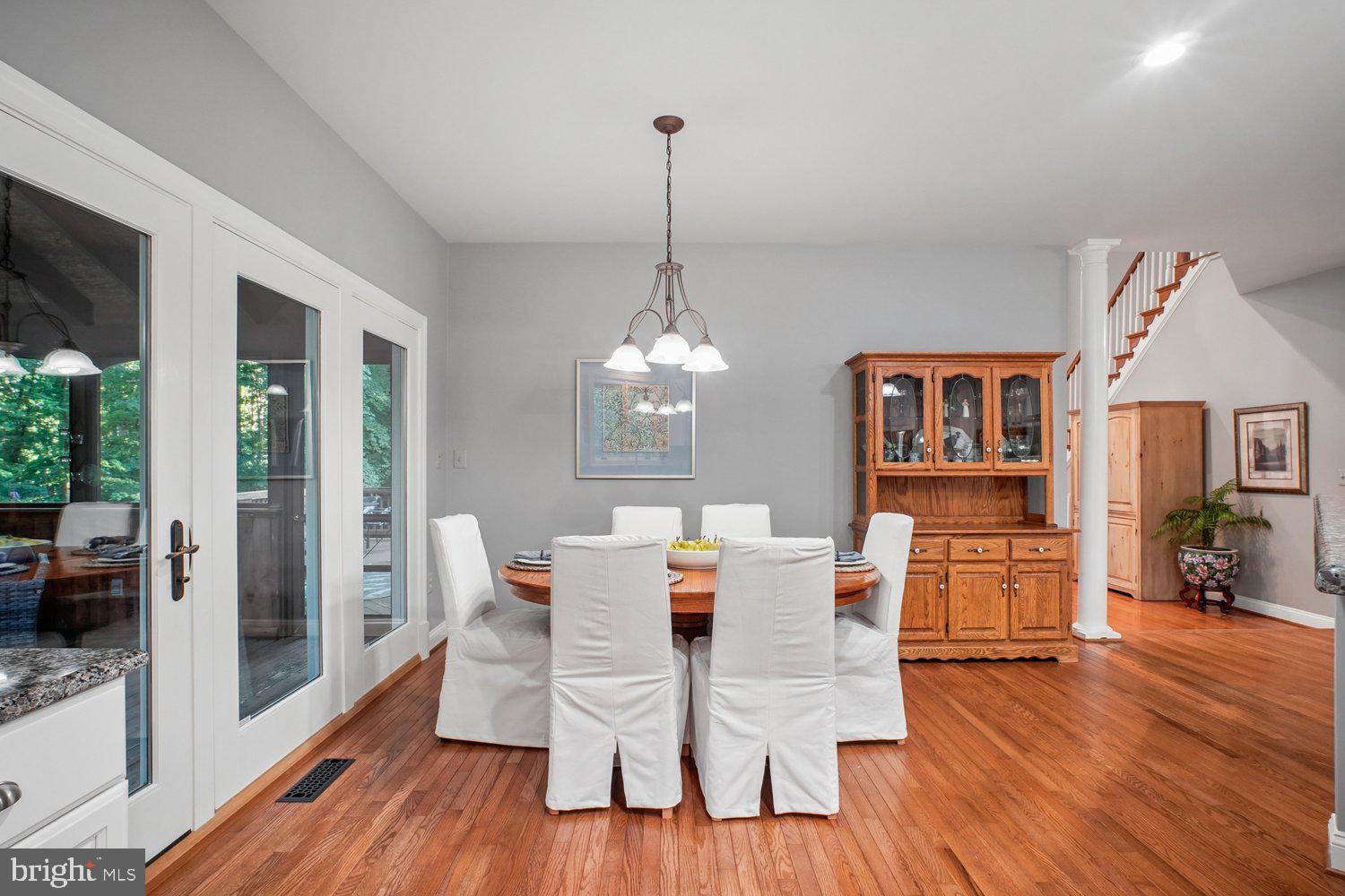 HAMPTON ACRES - Residential