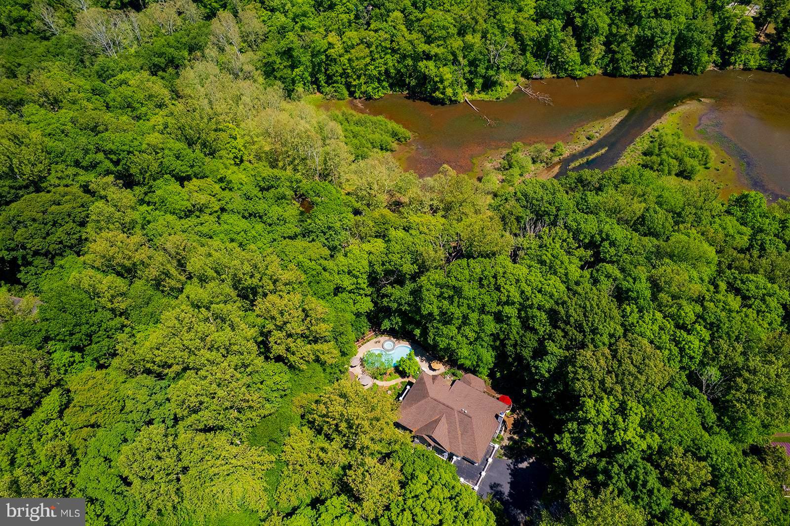 HAMPTON ACRES - Residential
