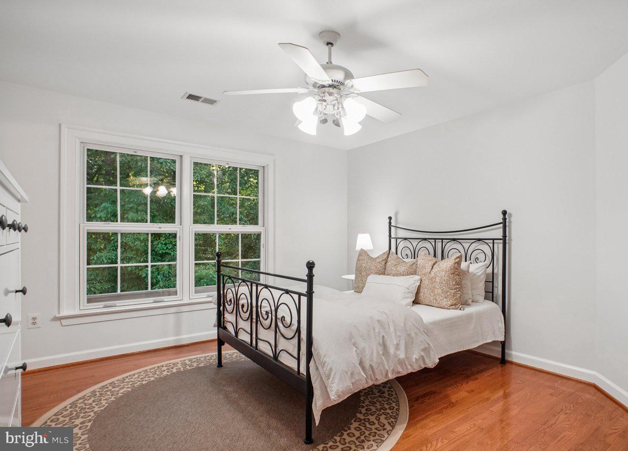 HAMPTON ACRES - Residential