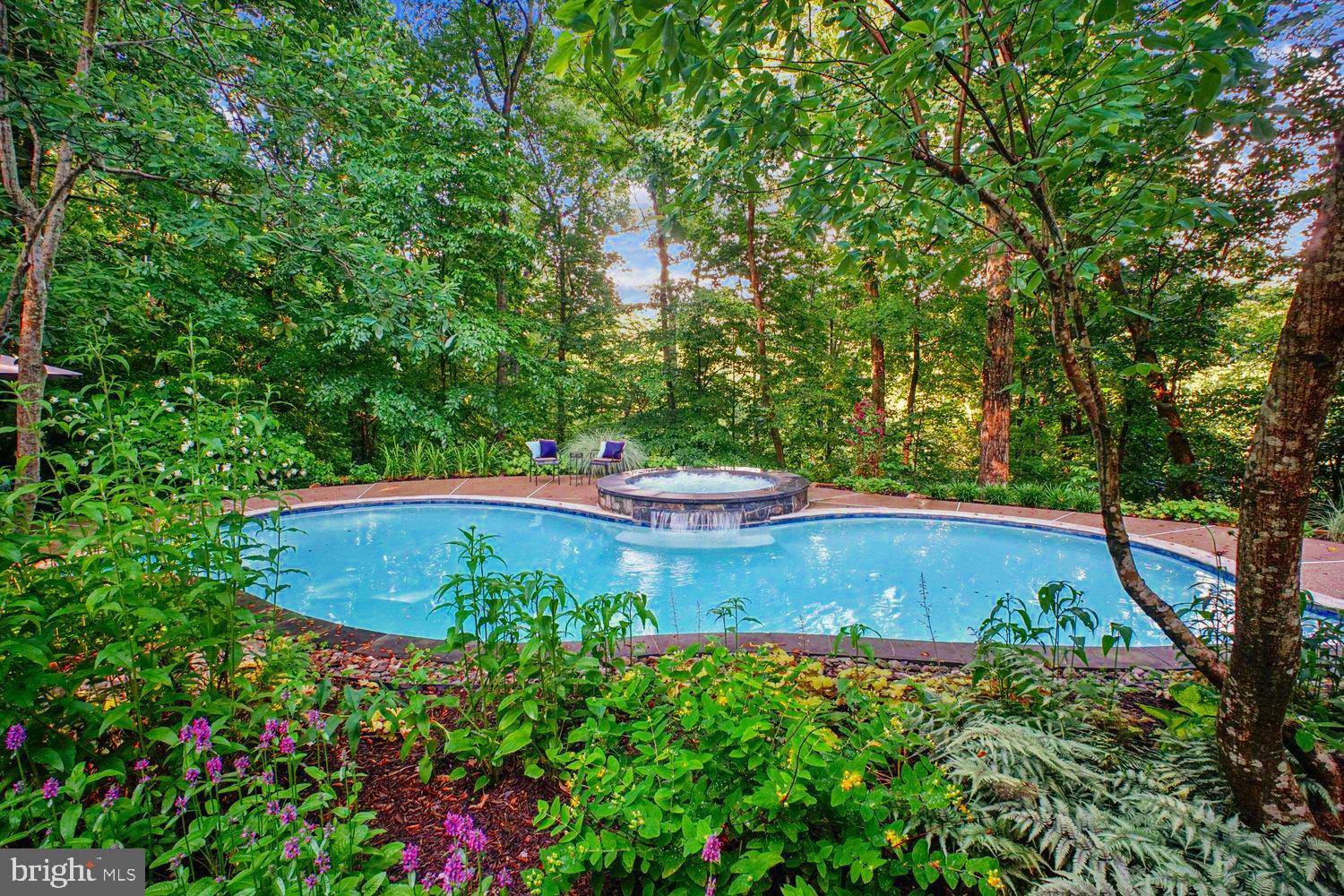 HAMPTON ACRES - Residential