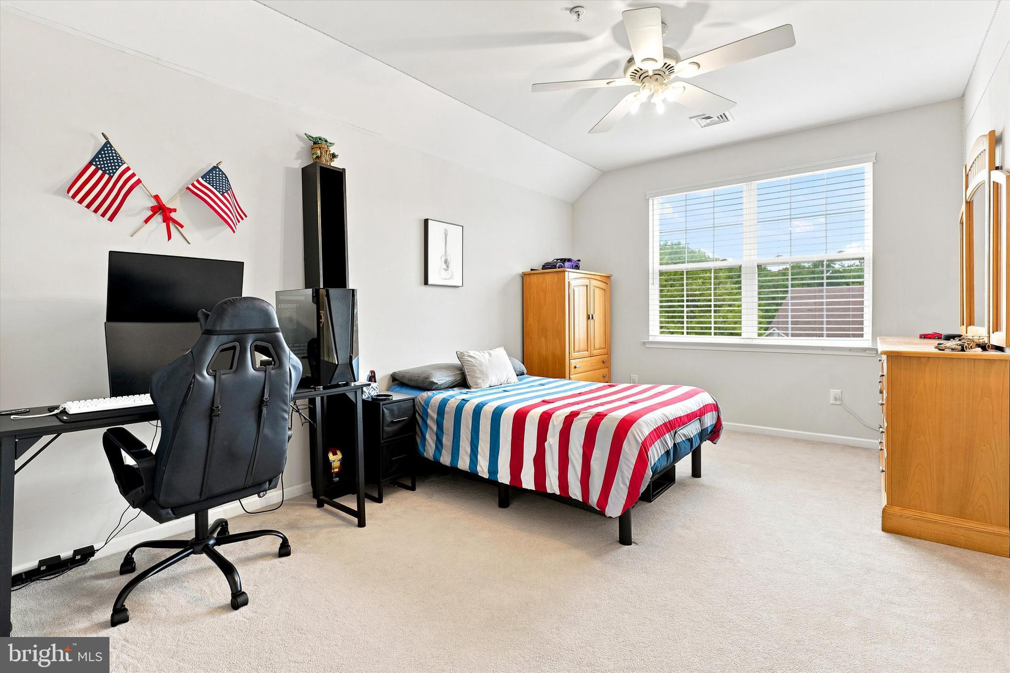 TURNBERRY - Residential